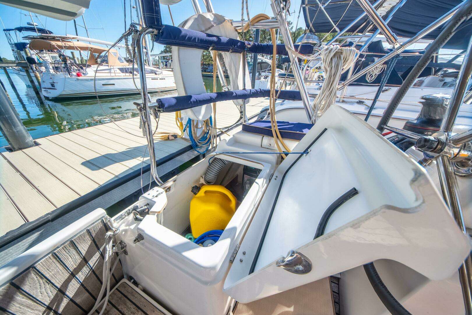 2016 Jeanneau 439 - Image 91