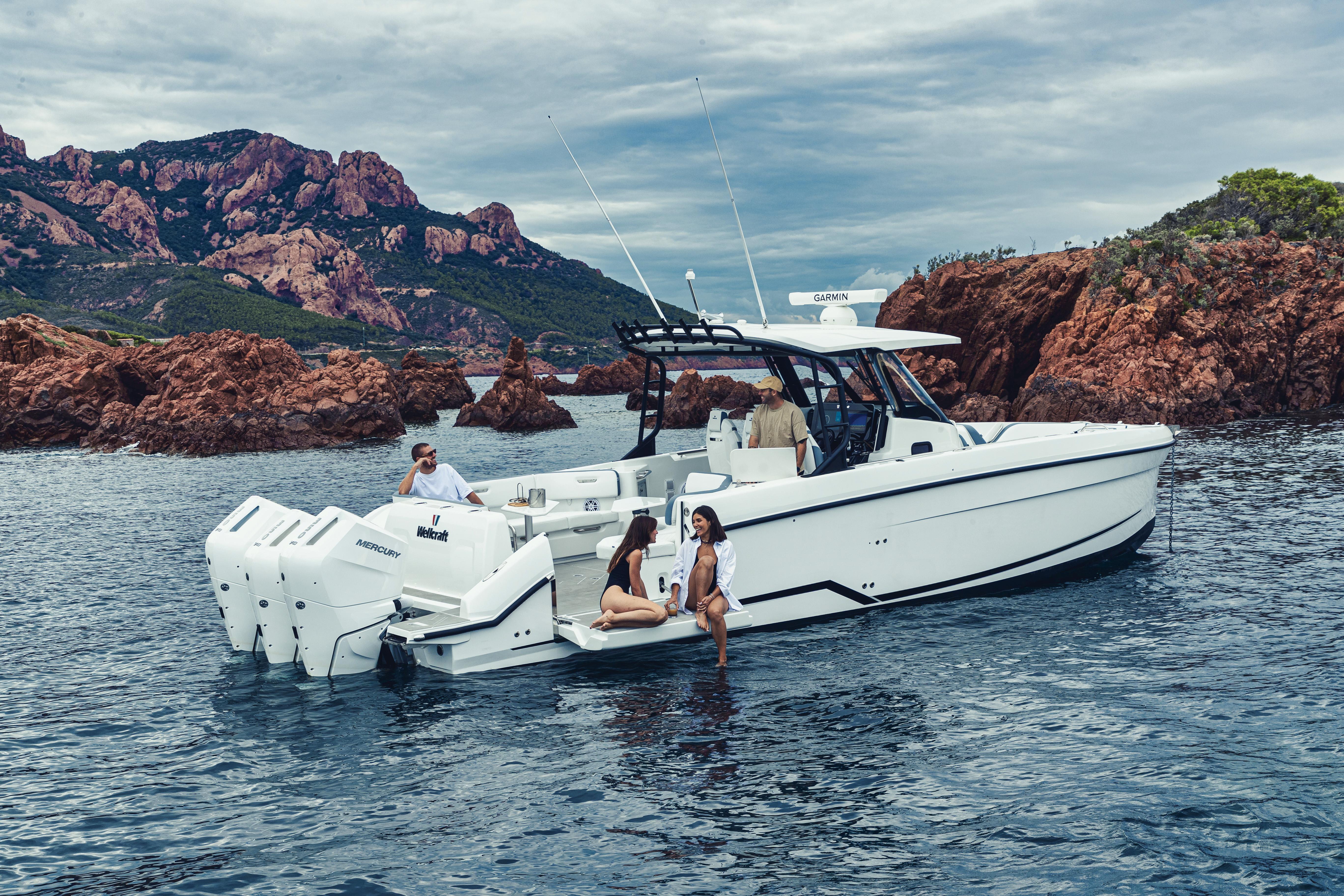 2026 Wellcraft 38 T-Top