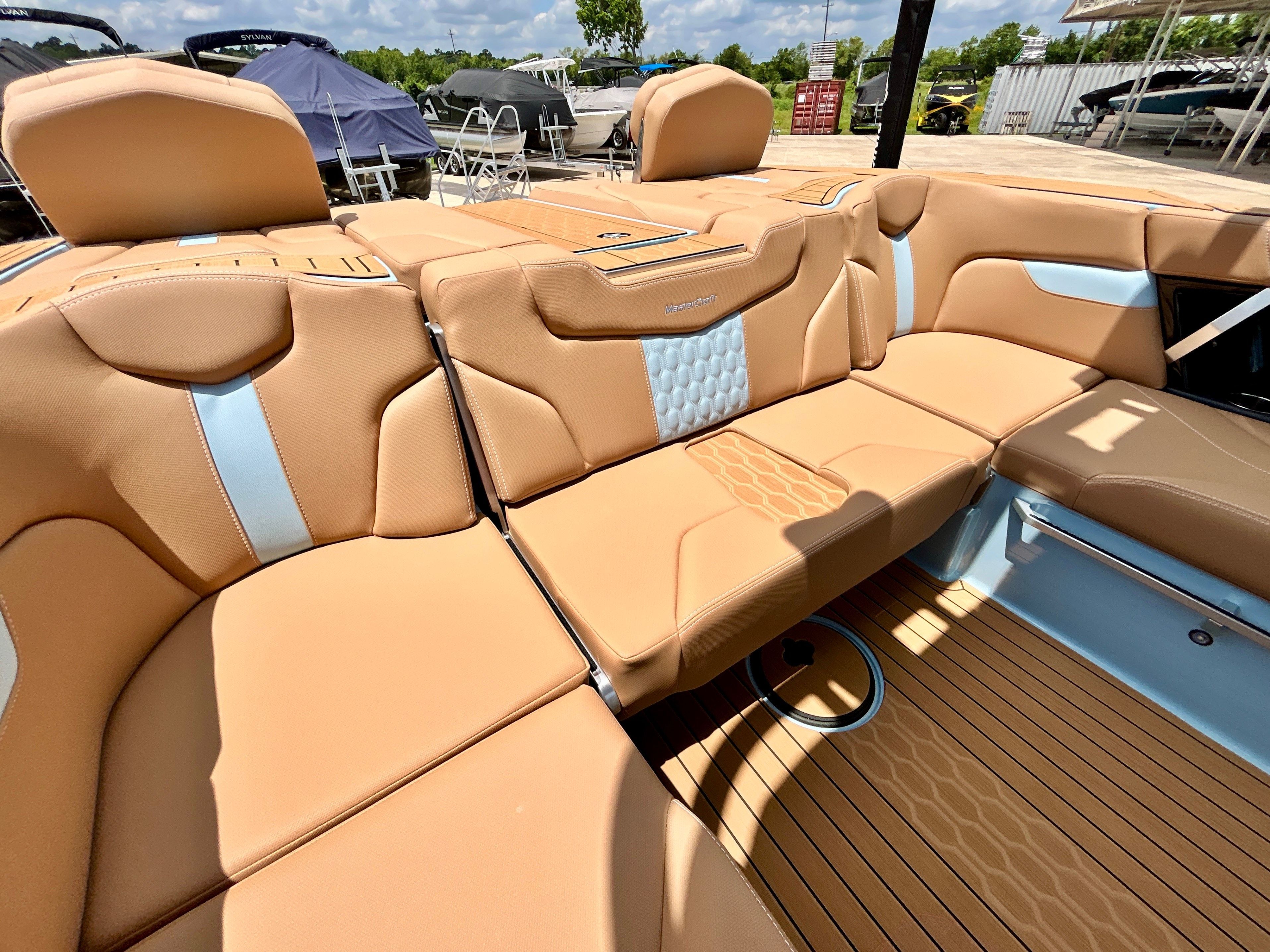 2026 MasterCraft XT23 - 48