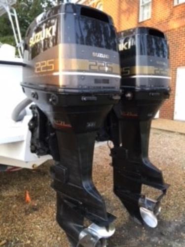 1993 Regulator 26 Express Cruiser - 17