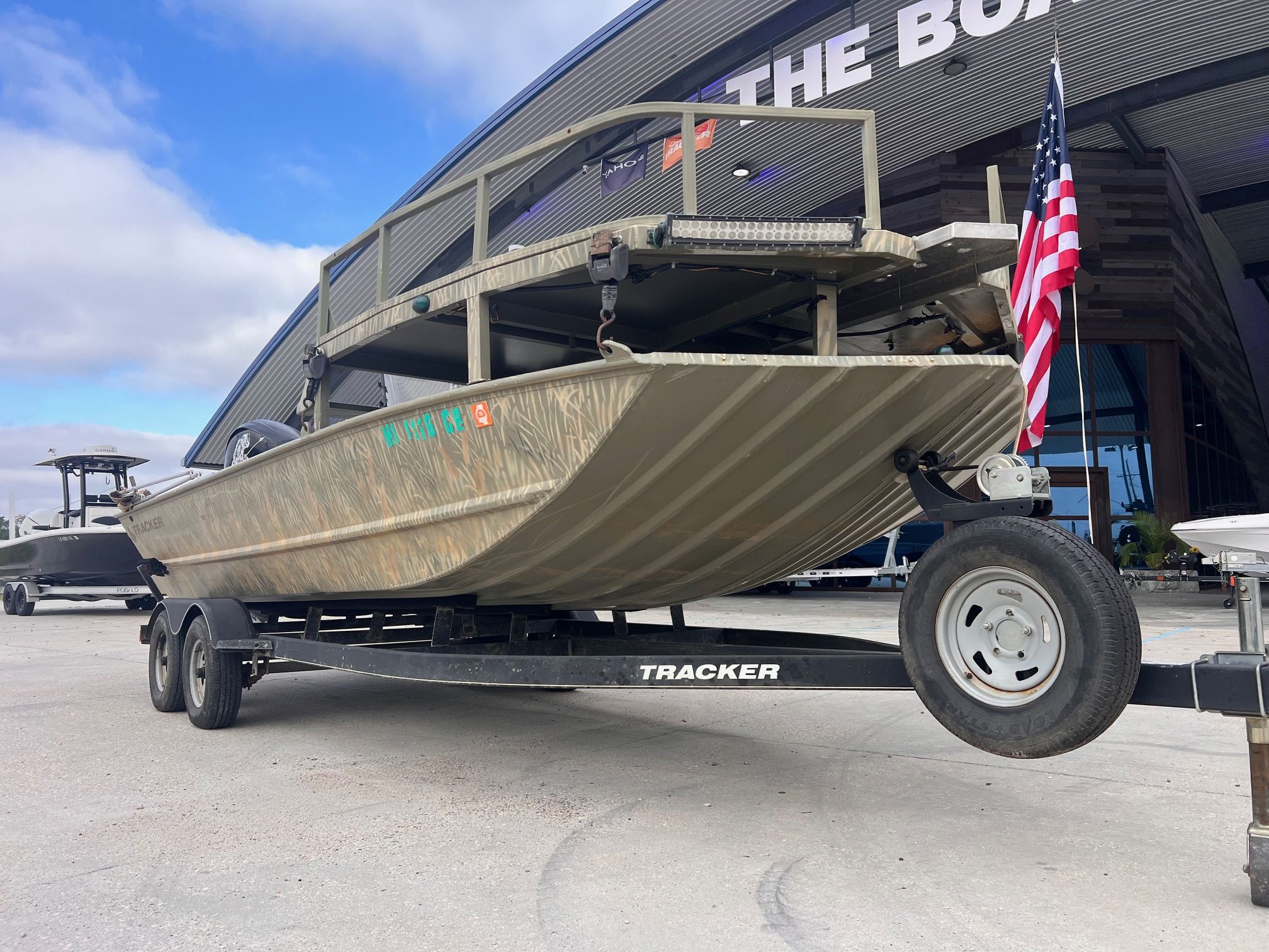 2017 Tracker Grizzly 2072 MVX CC Sportsman - 3