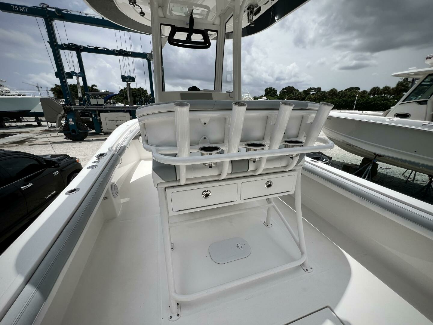 2020 Regulator 23 FS - Image 12