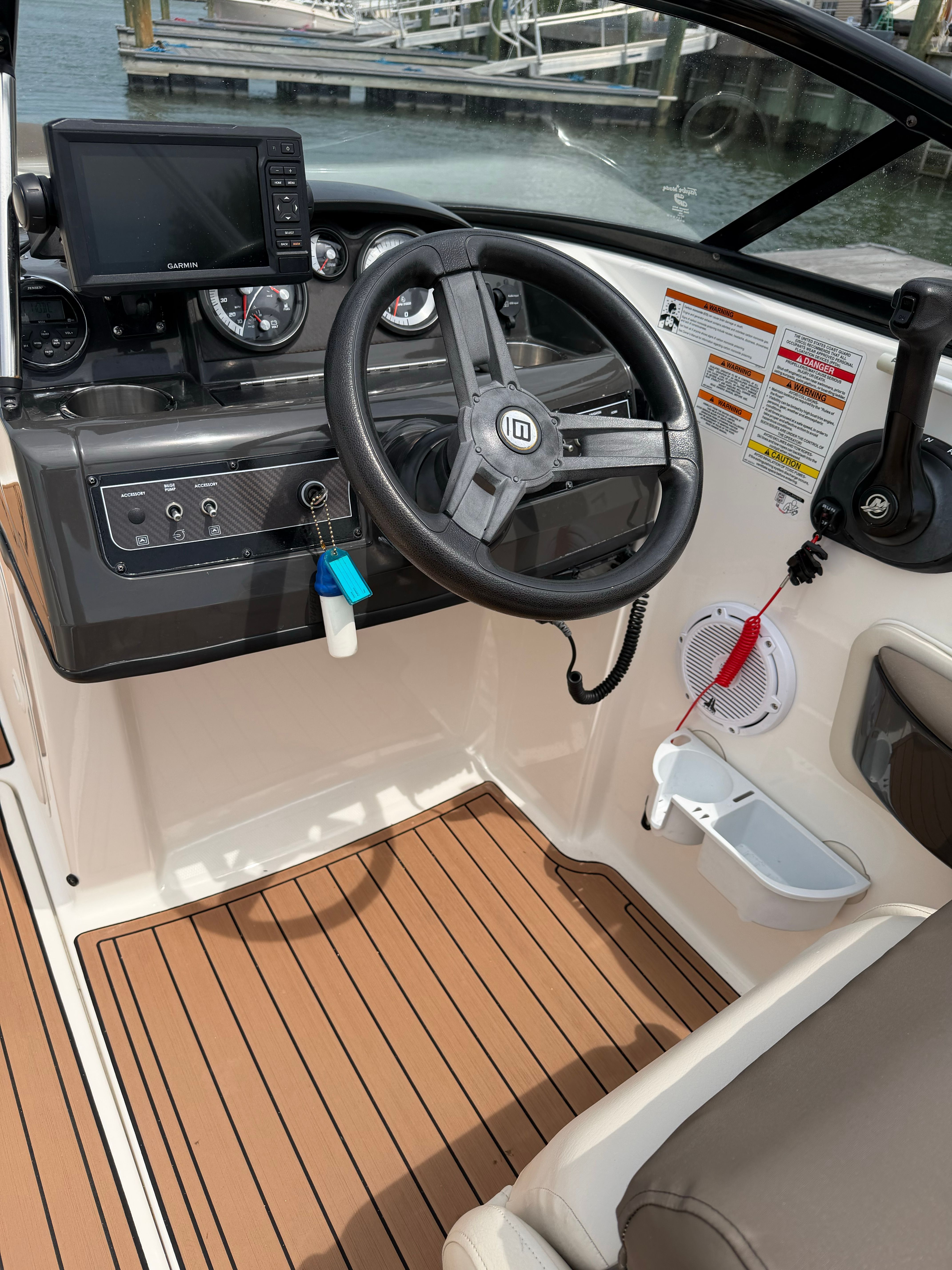 2018 Bayliner 210 Deck Boat - 3