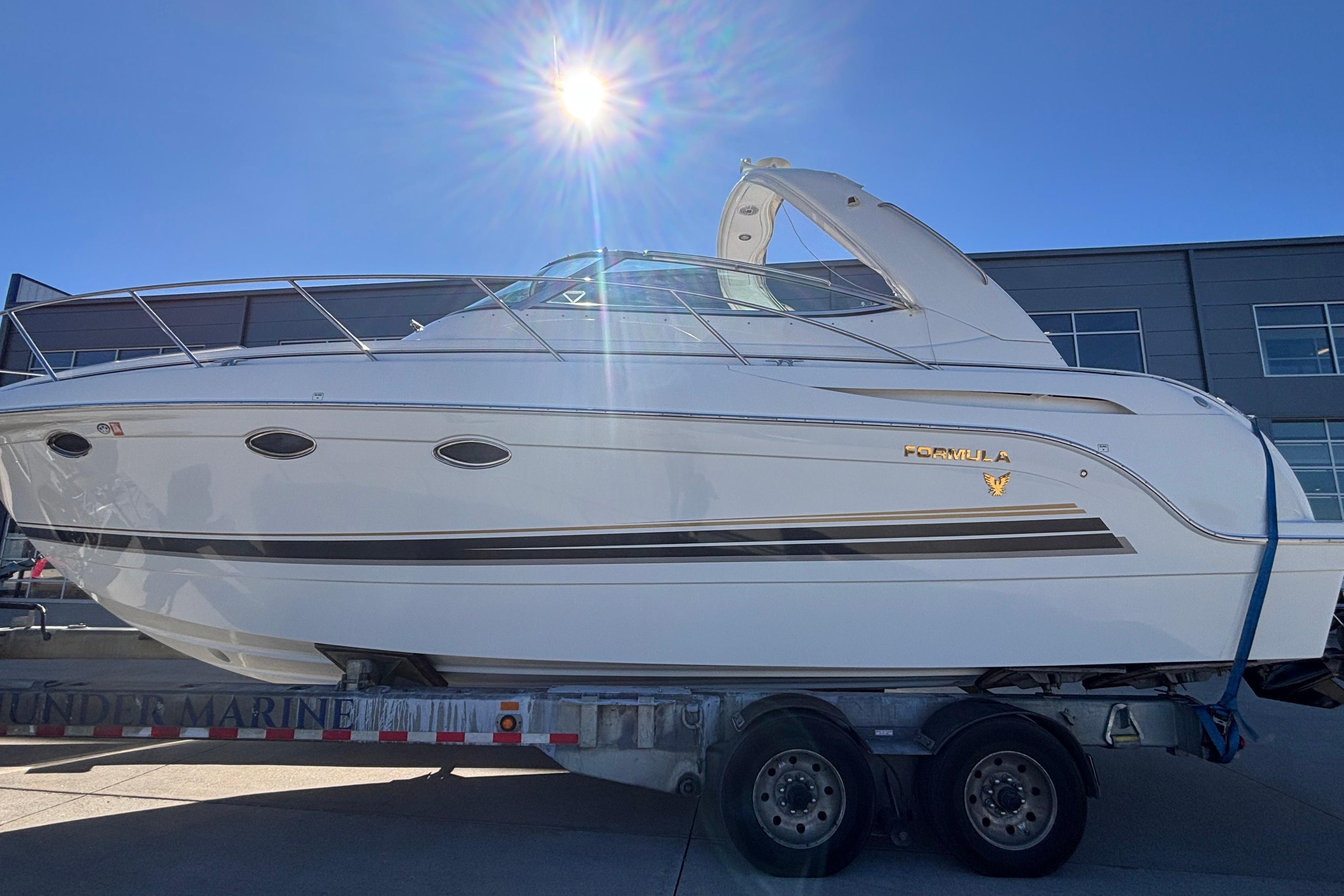 2005 Formula 31 Performance Cruiser