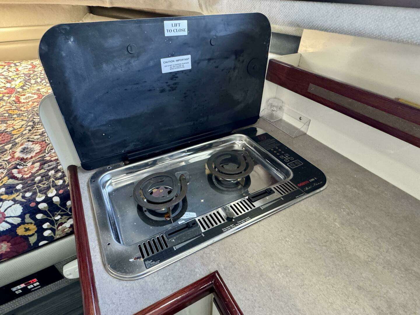 1997 Bayliner 2859 Ciera Express - Image 45