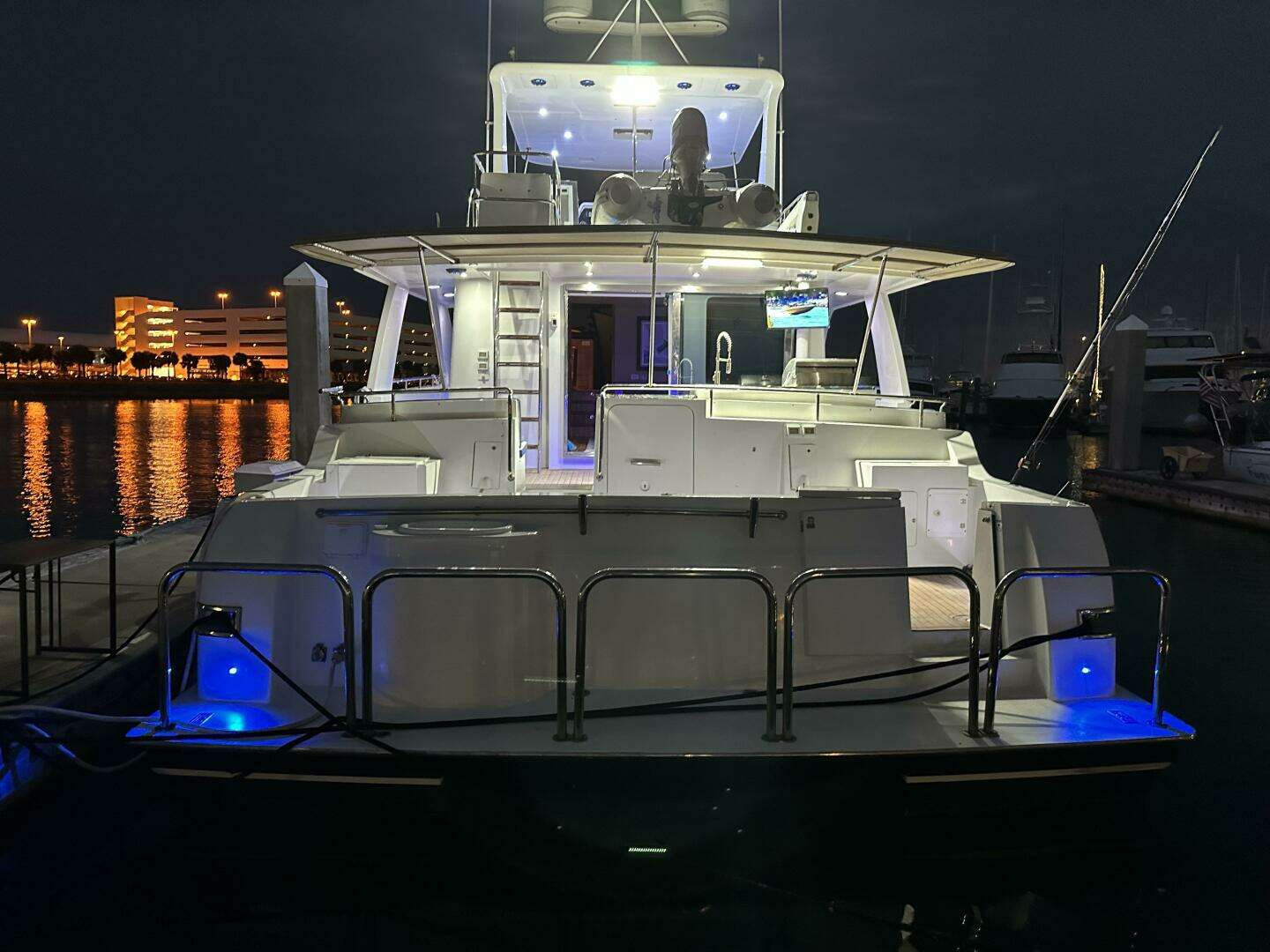 2004 Cheoy Lee — - Image 17