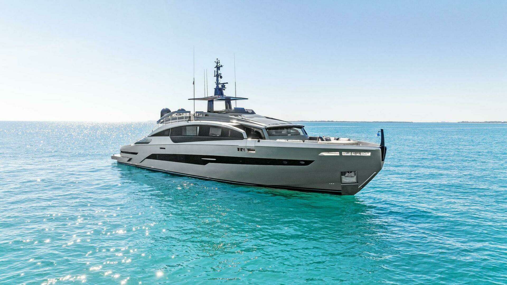 2023 Pershing GTX Motoryacht - Image 14