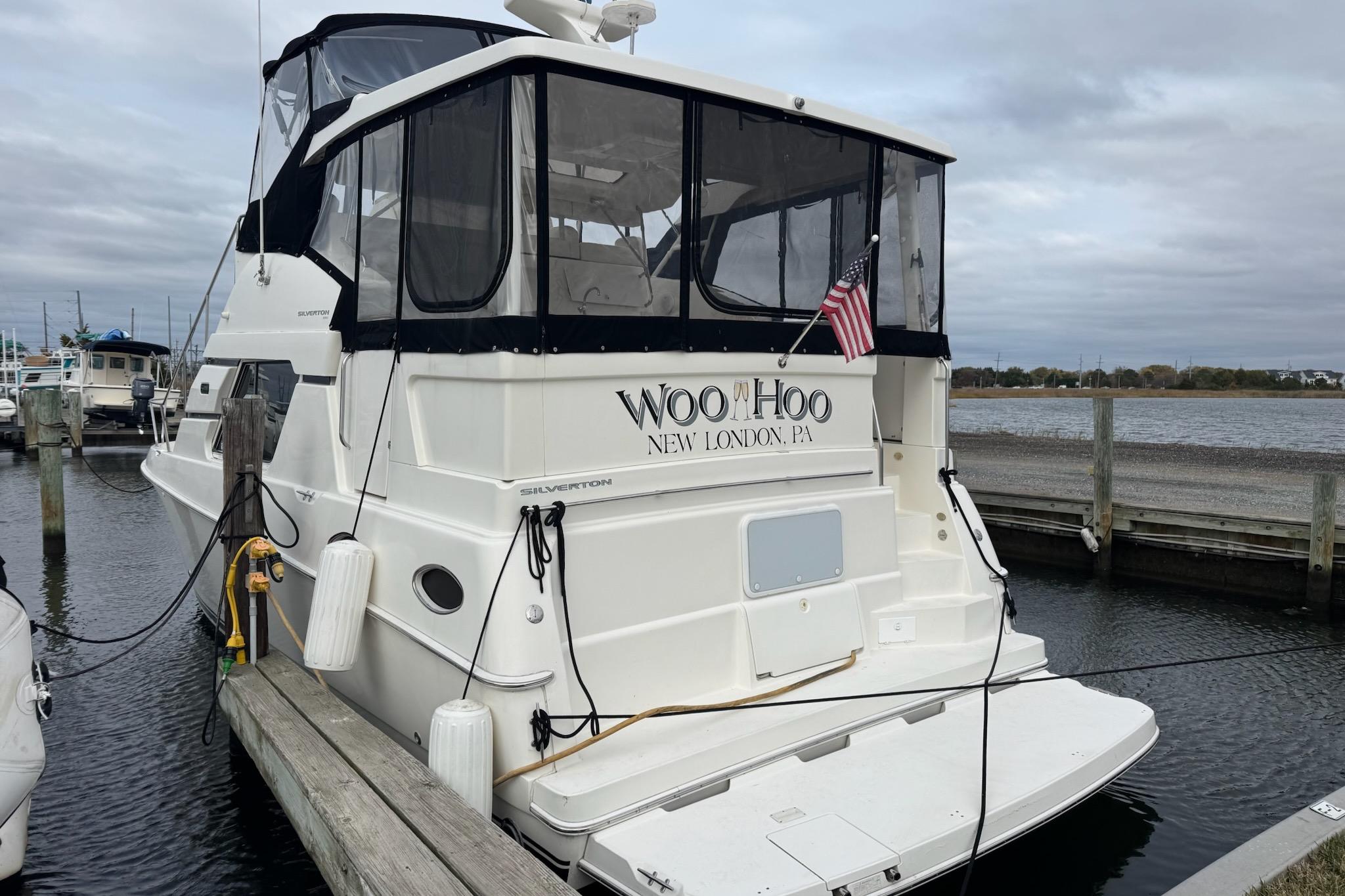 2000 Silverton 392 Motor Yacht