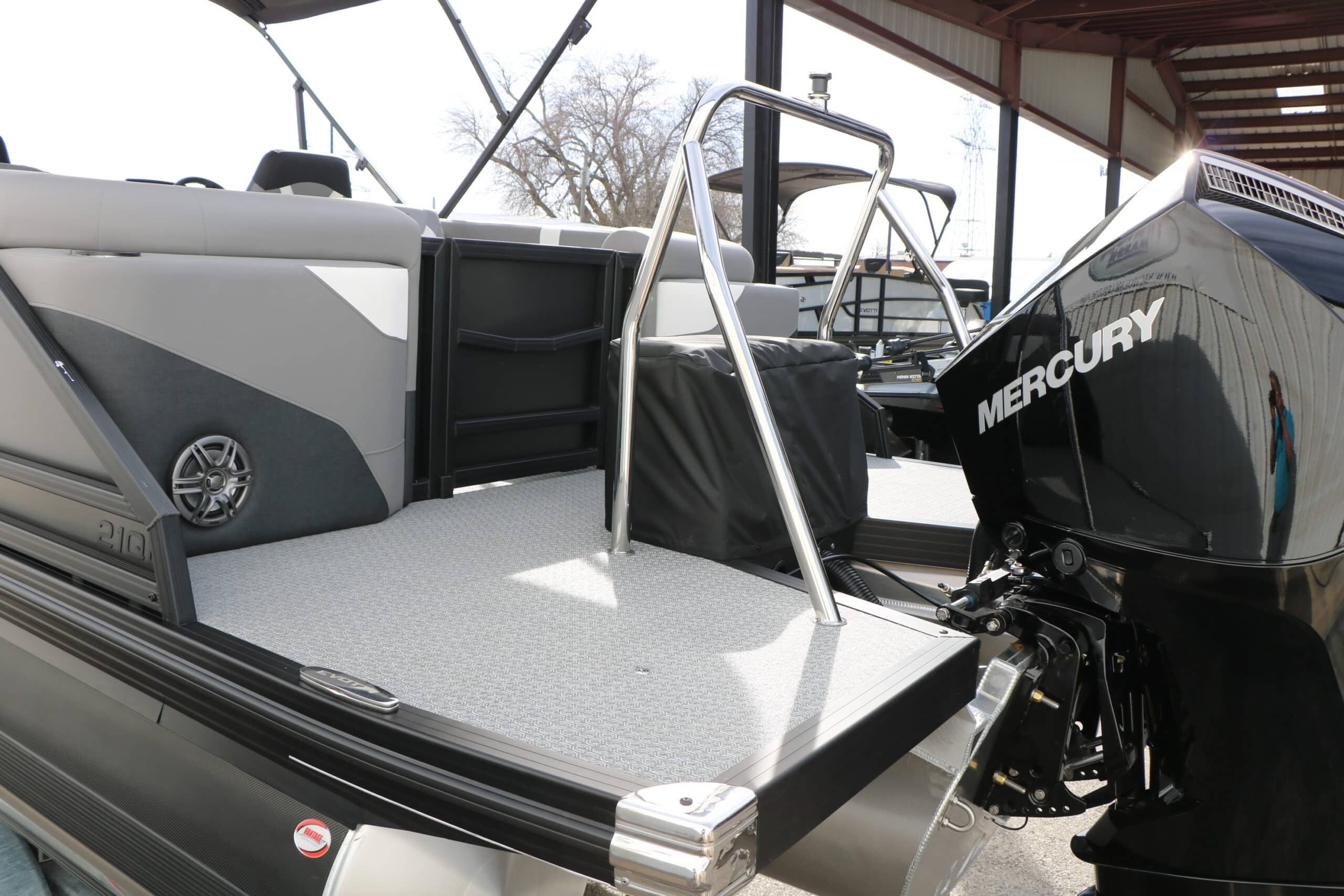2026 Evotti 521 QL Tri Toon - 16