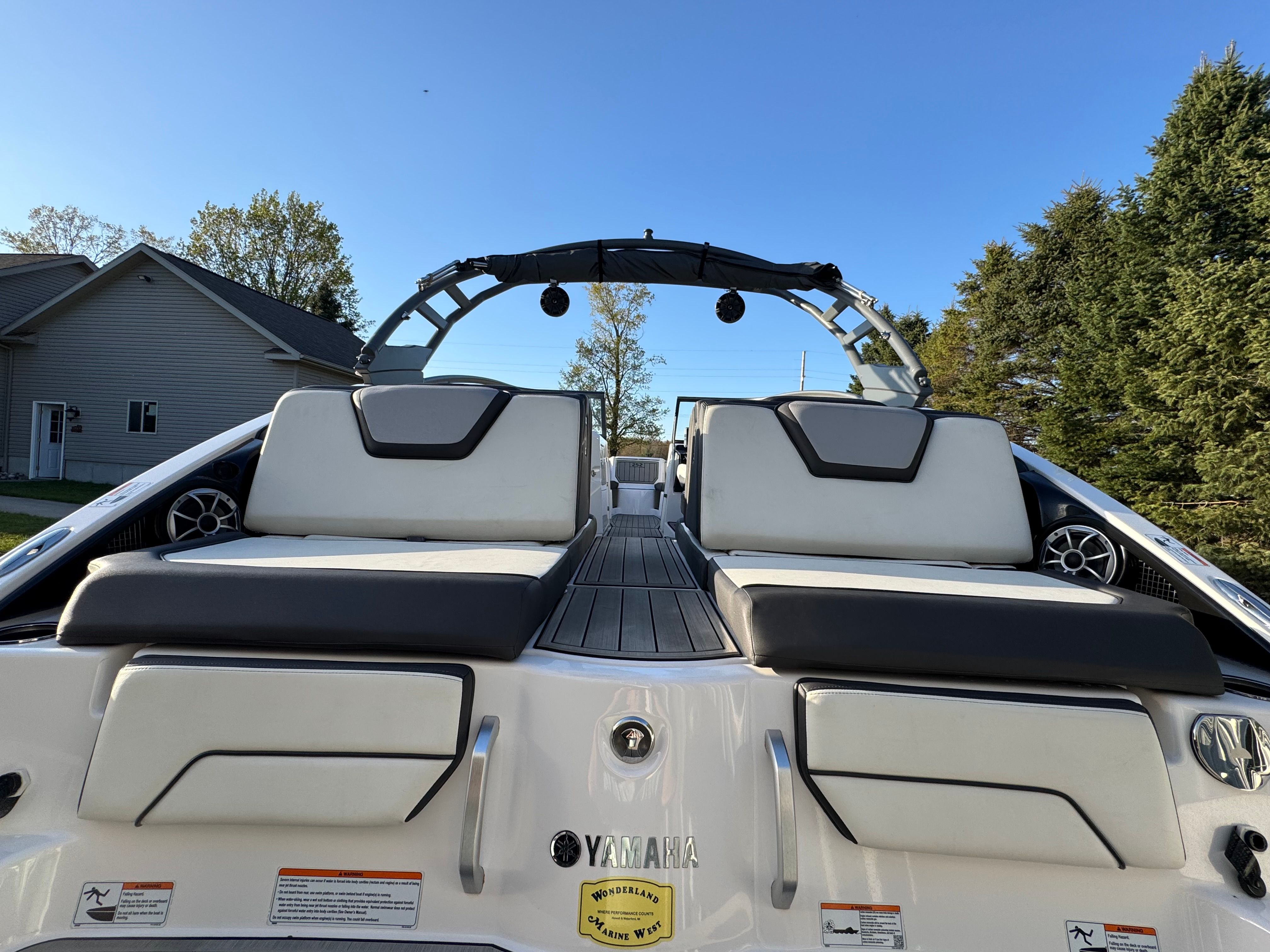 2022 Yamaha Boats 252S - 6
