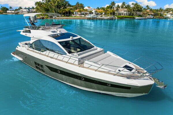 2022 Azimut S6