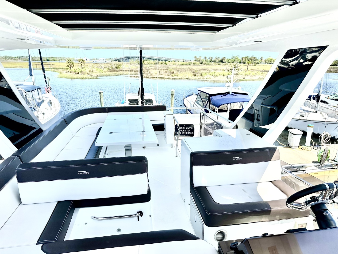2022 Galeon 500 FLY - Image 24