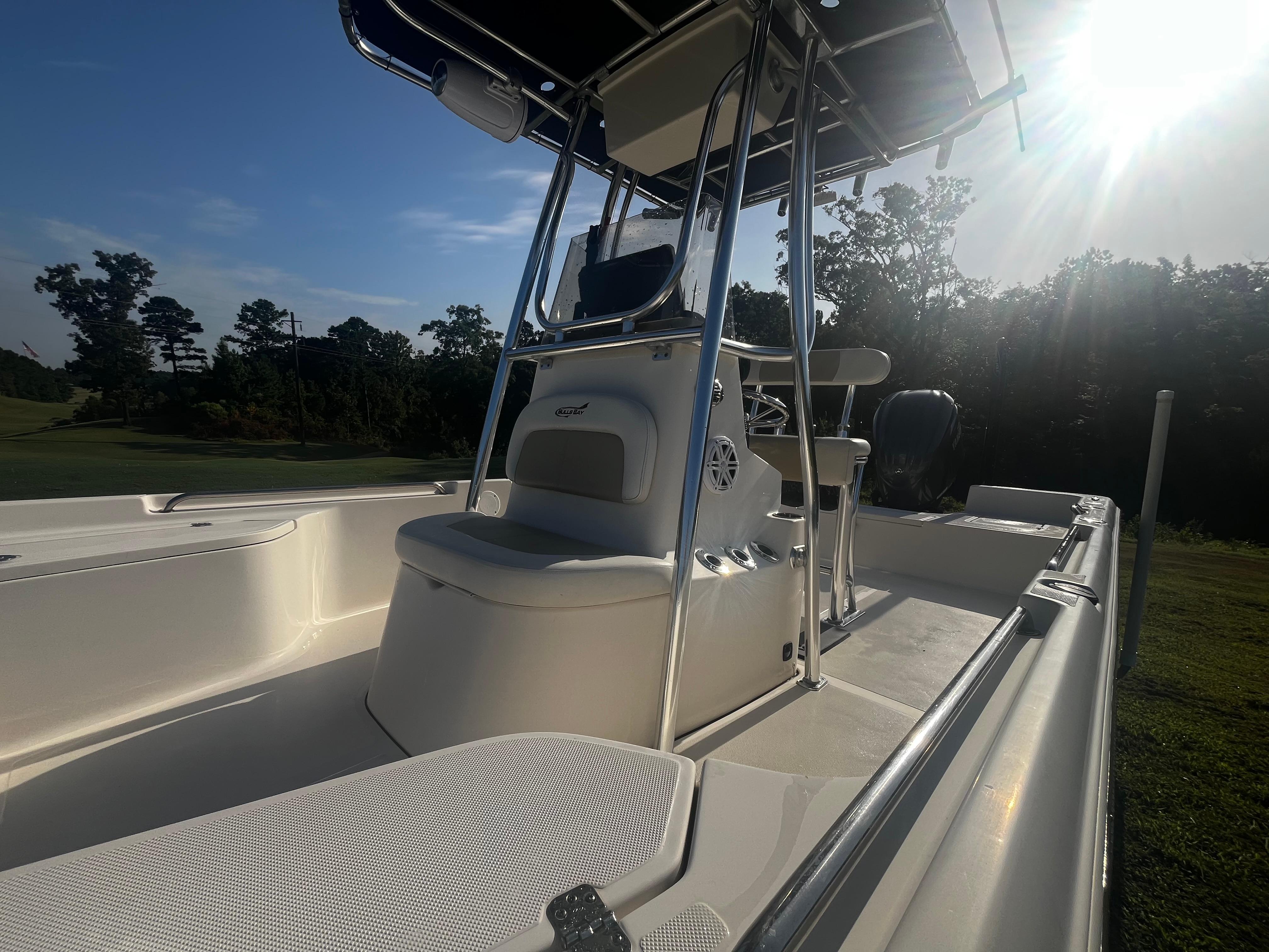 2021 Bulls Bay 2400 - 15