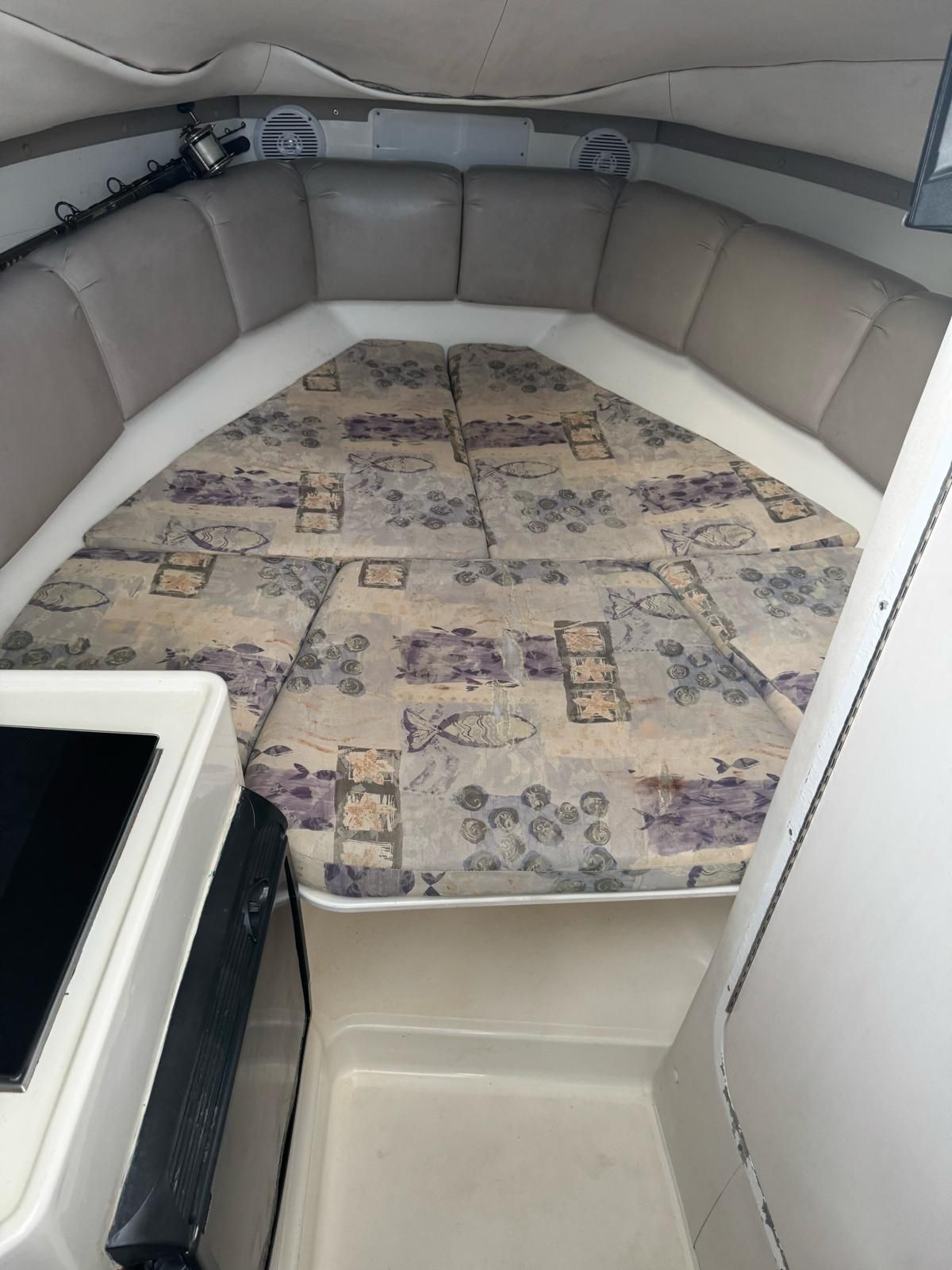 2004 Century 2600 - 28