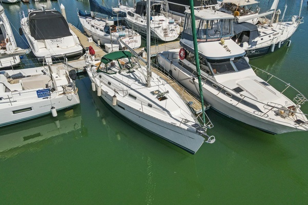 2001 Beneteau