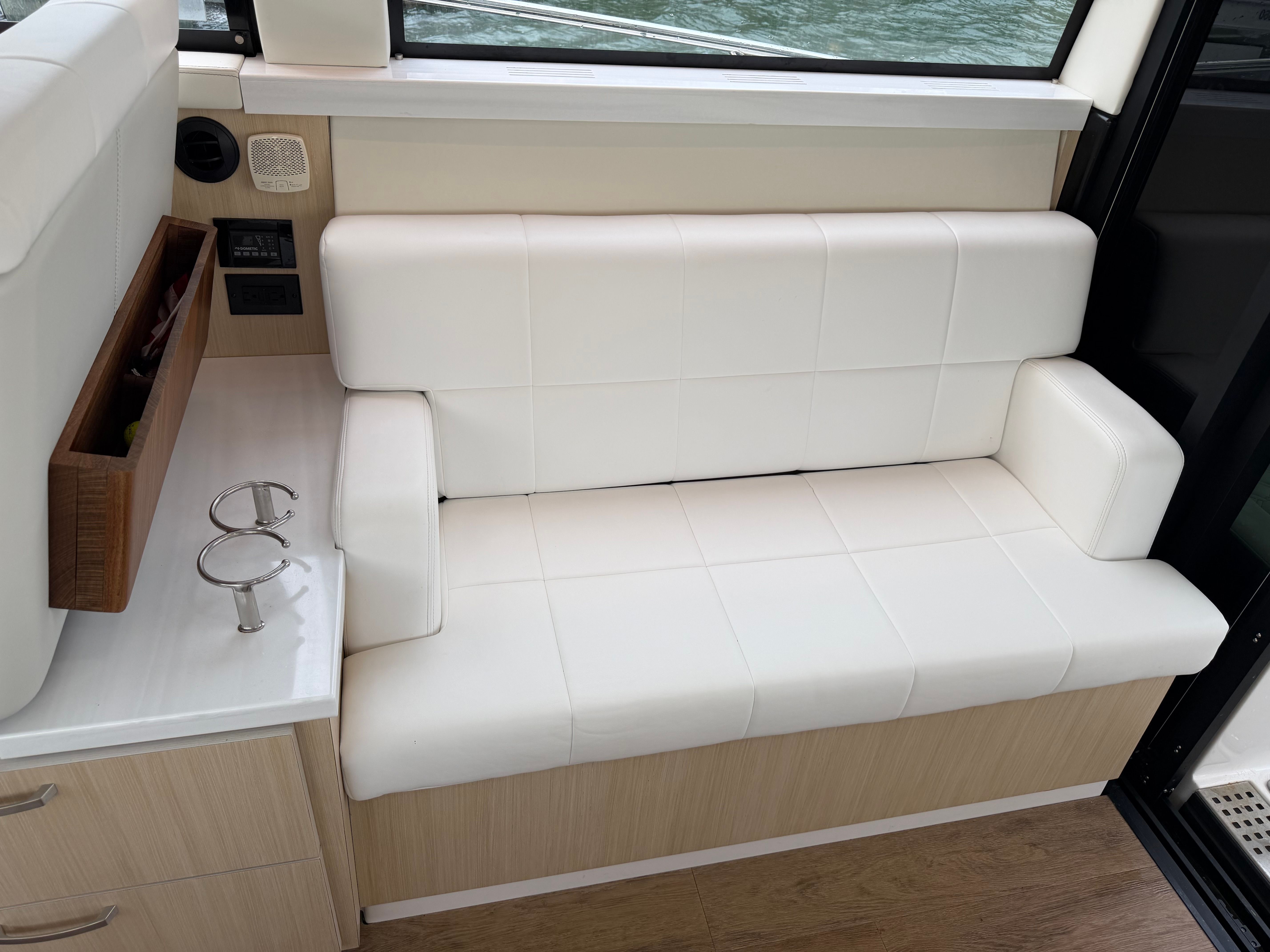 2024 Regal 38XO - 8