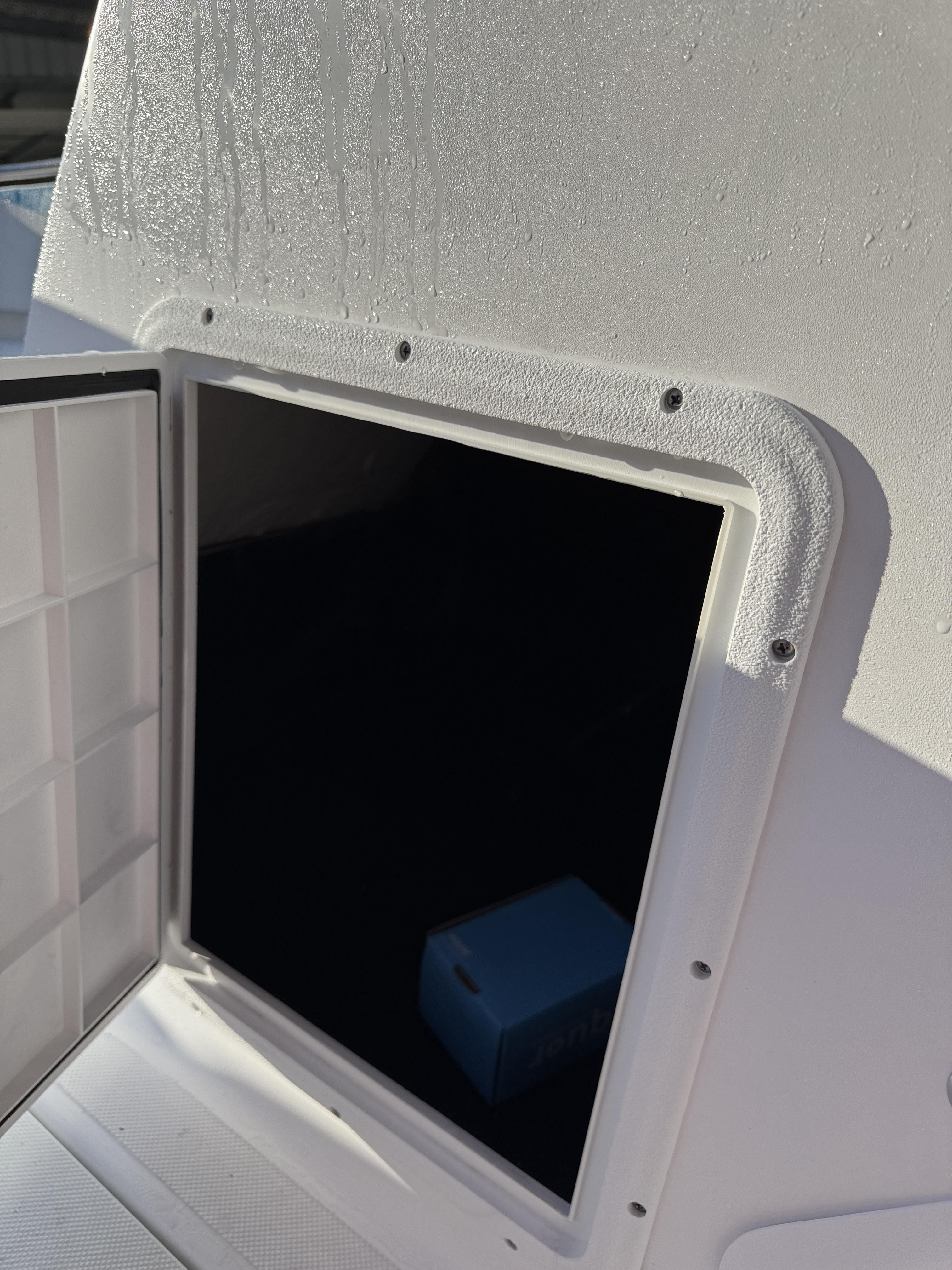 2026 Hurricane SunDeck Sport 188 OB - 21