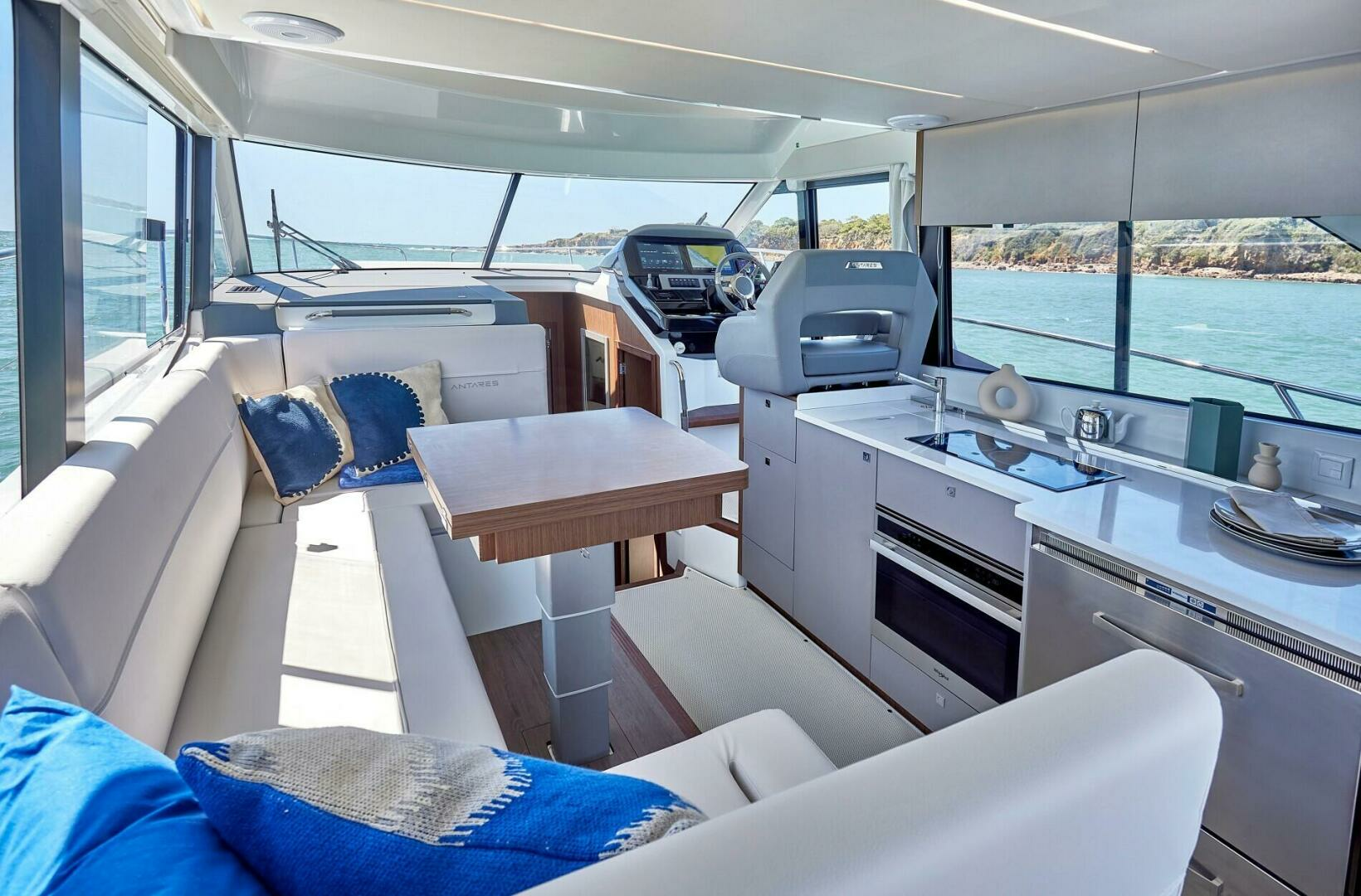 2025 Beneteau Antares 12 - Image 11