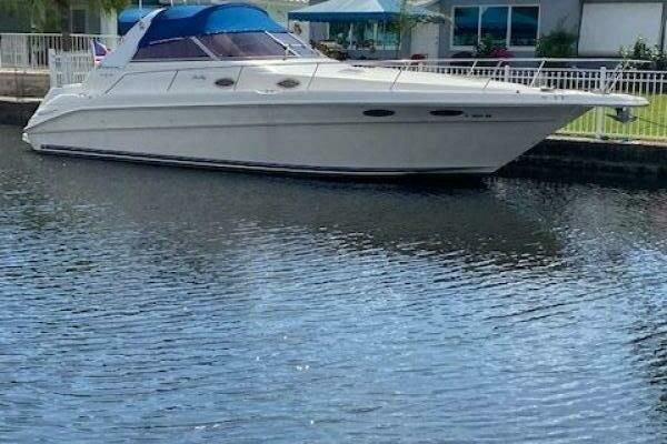 1997 Sea Ray 330 Sundancer