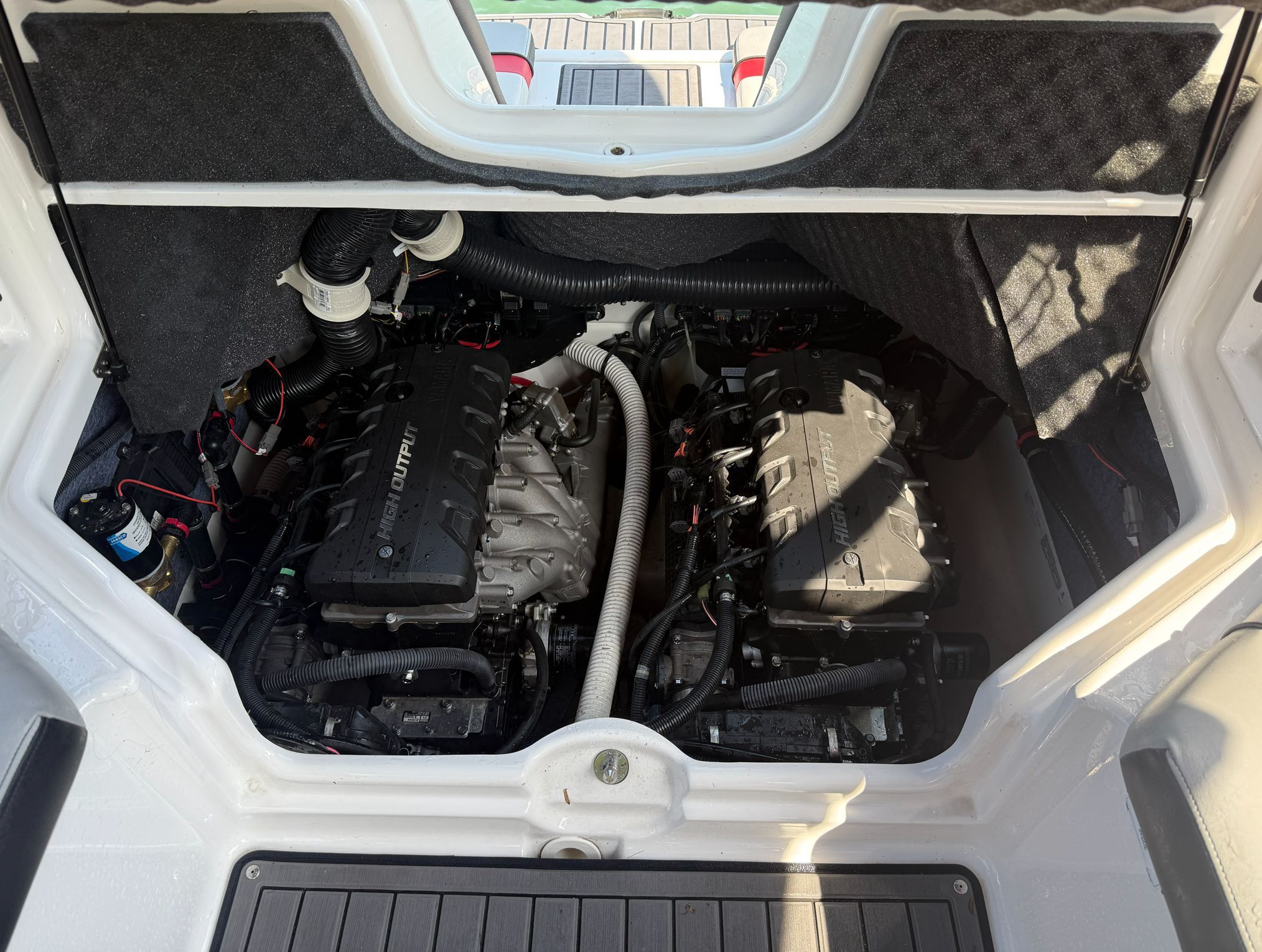 2018 Yamaha Boats 242X E-Series - 16