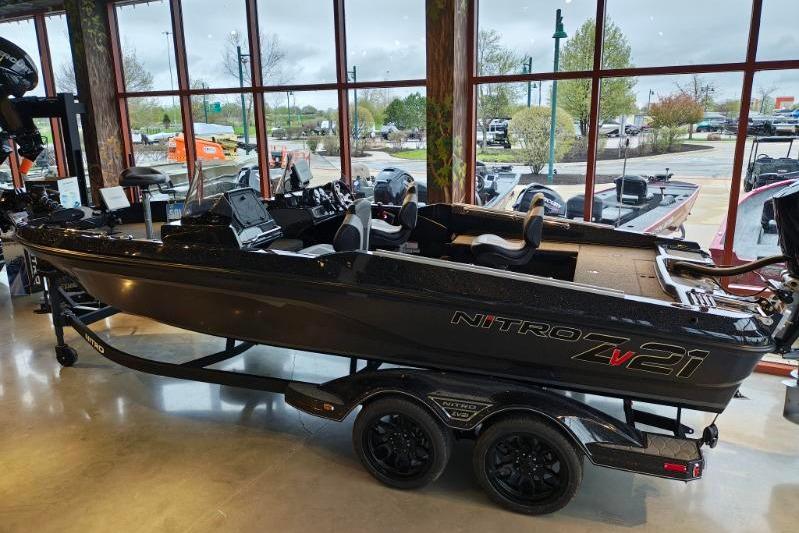 2026 Nitro ZV21 boat displayed indoors with large windows in the background.
