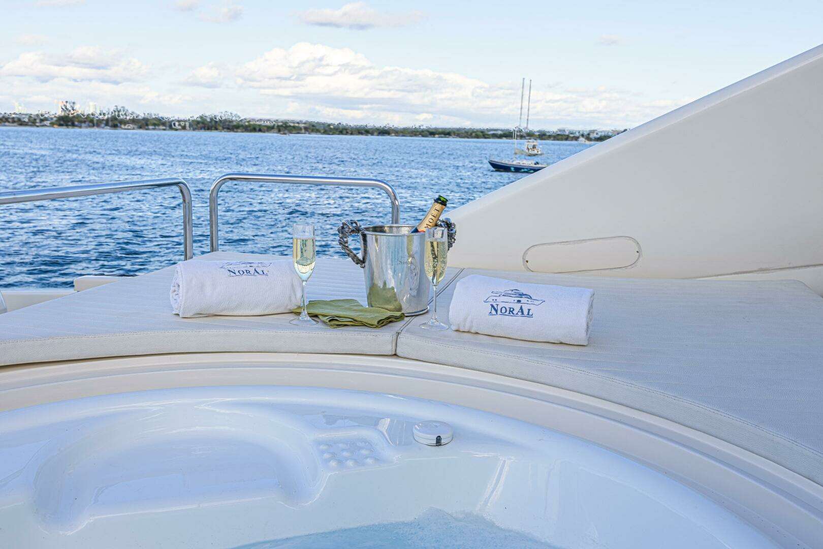 2011 Ferretti Yachts 830 - Image 26