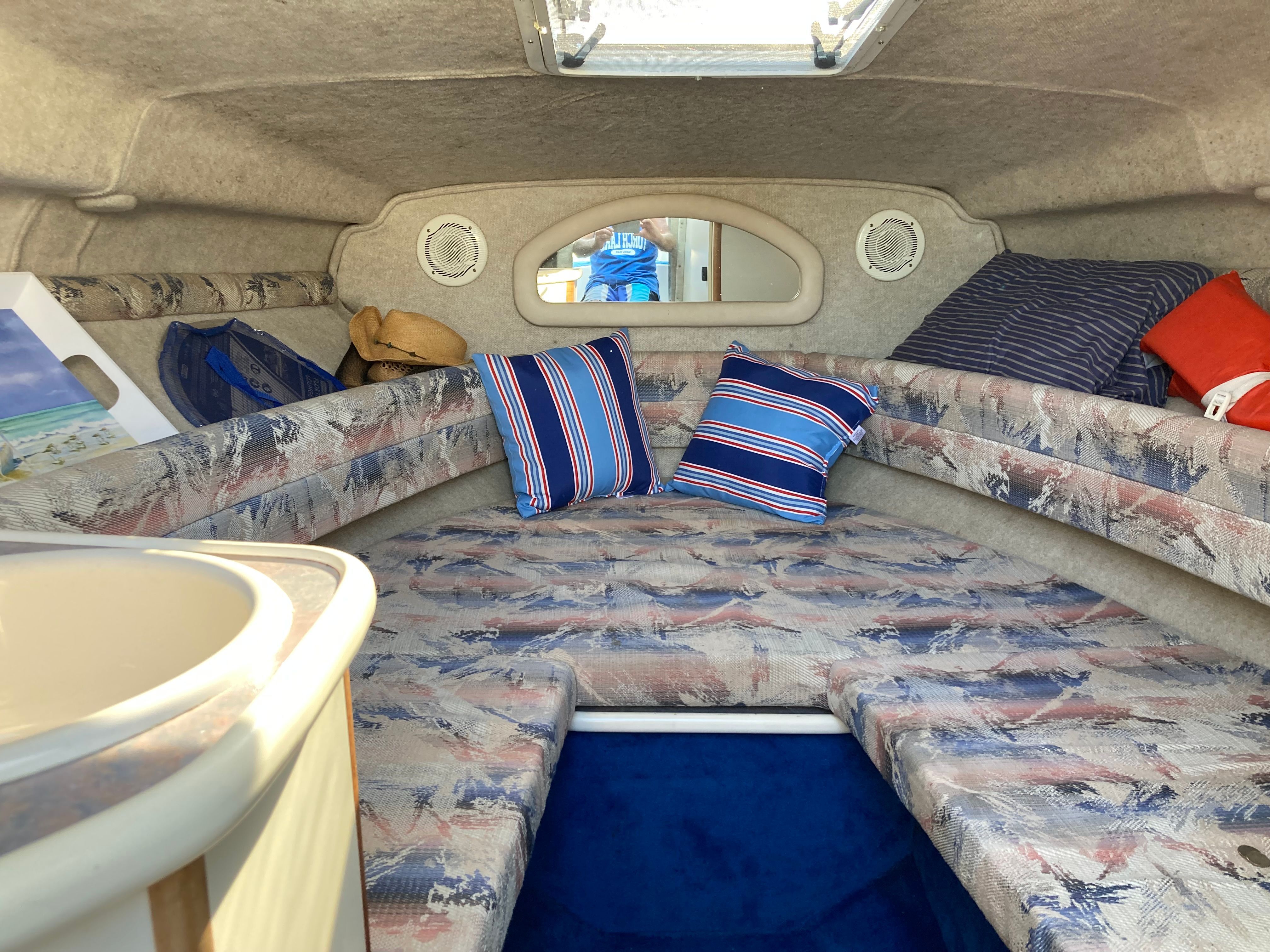 1996 Sea Ray Sundancer - 8