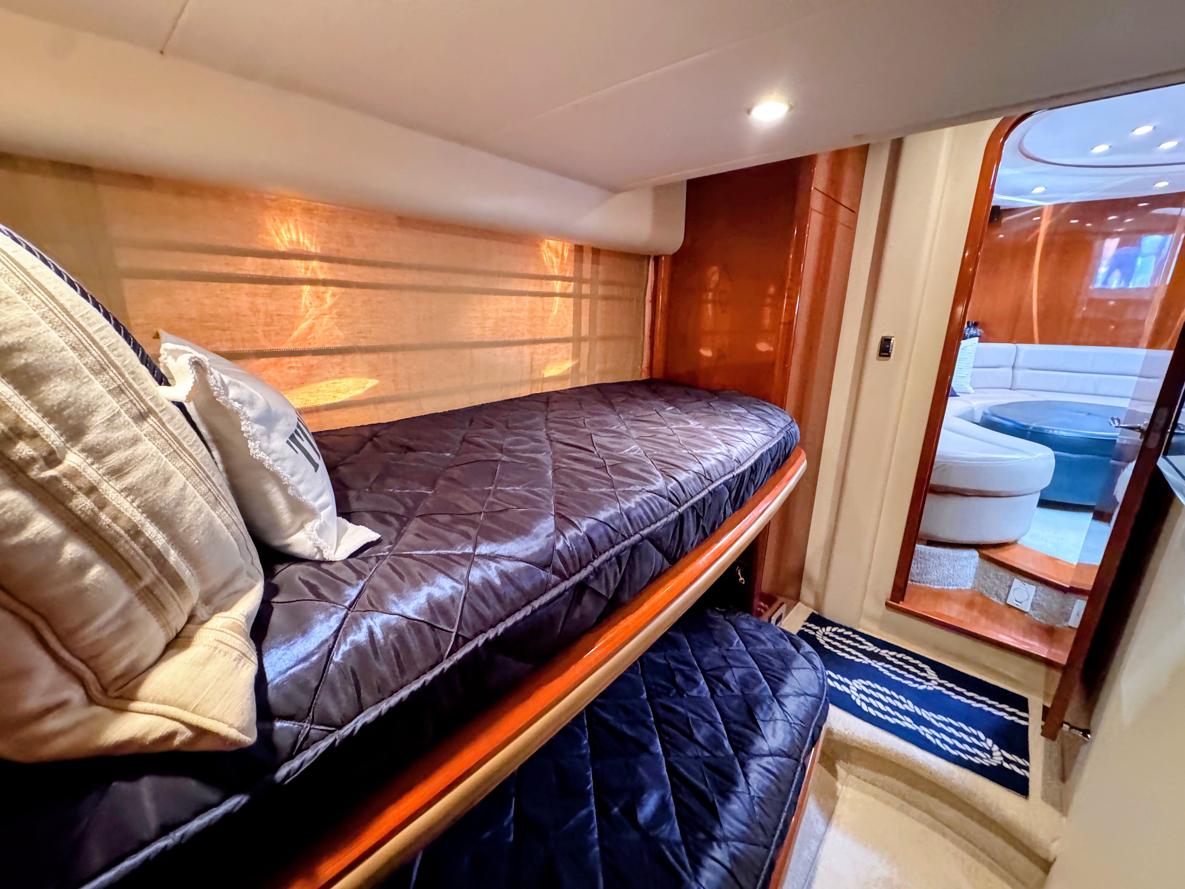 2004 Viking Princess V58 - 44