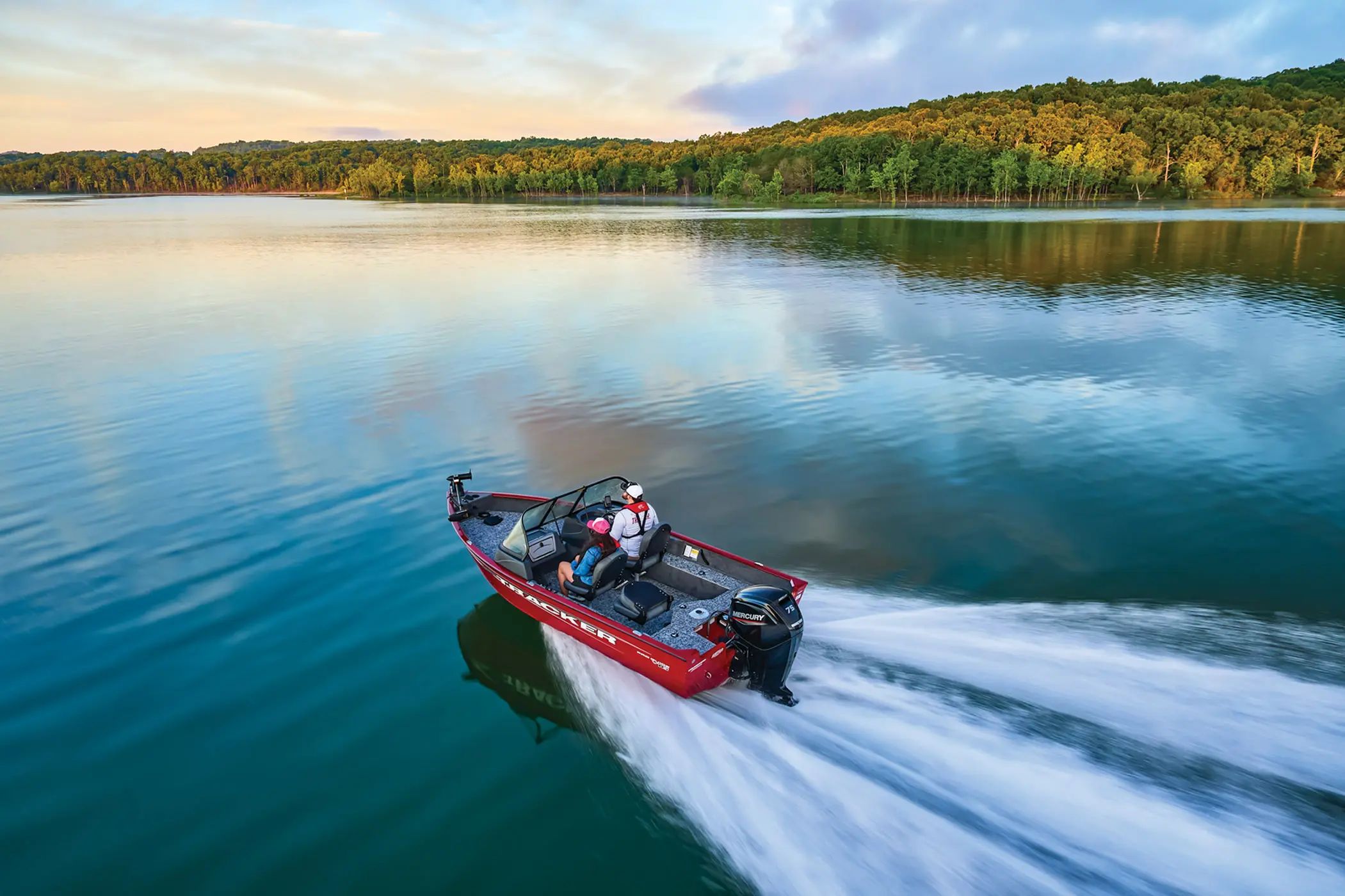 2026 Tracker Pro Guide V-16 WT - 2