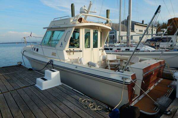 1999 Albin 31 Tournament Express