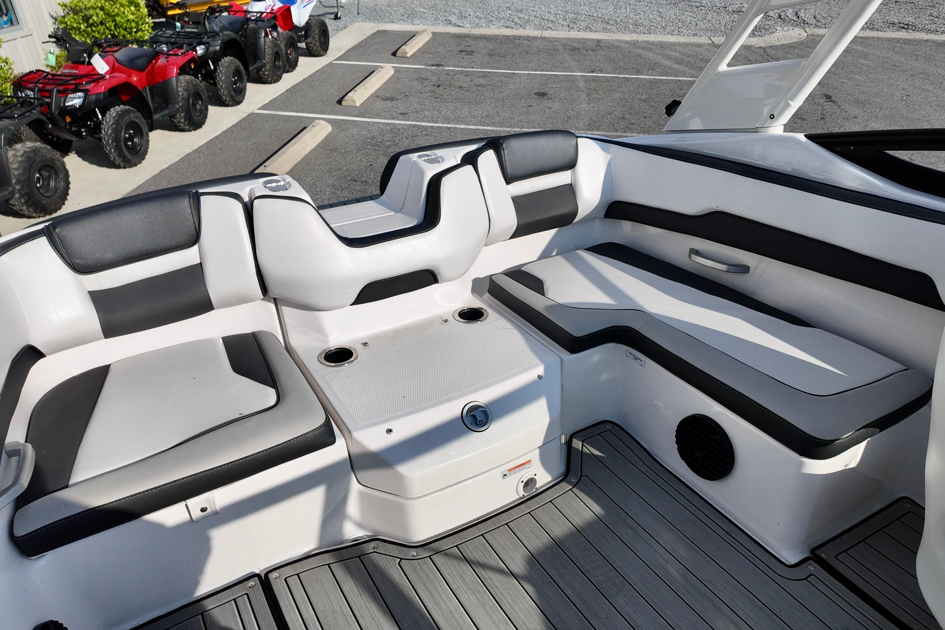 2023 Yamaha 195S boat interior with sleek seating and modern design.