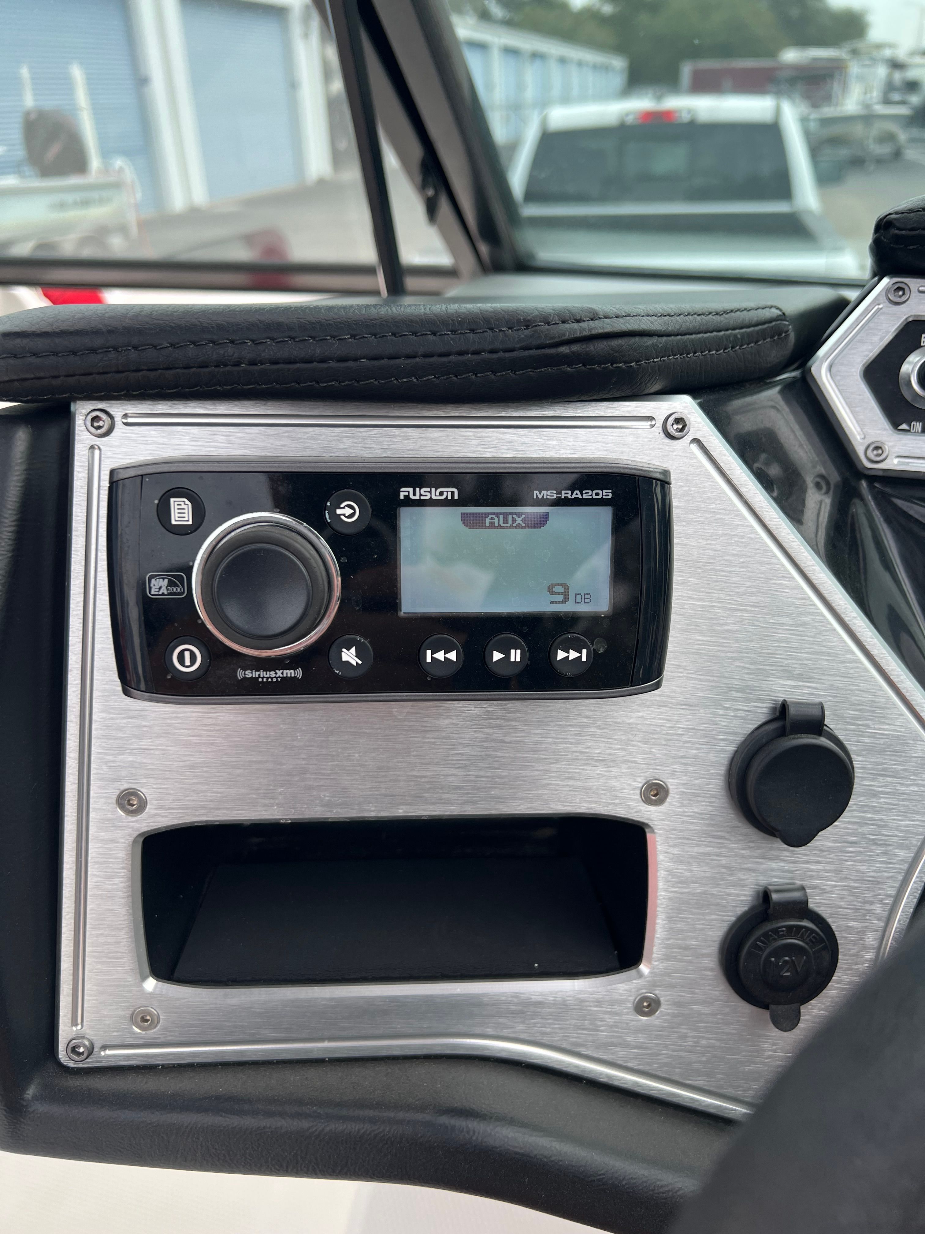 2016 MasterCraft NXT22 - 11