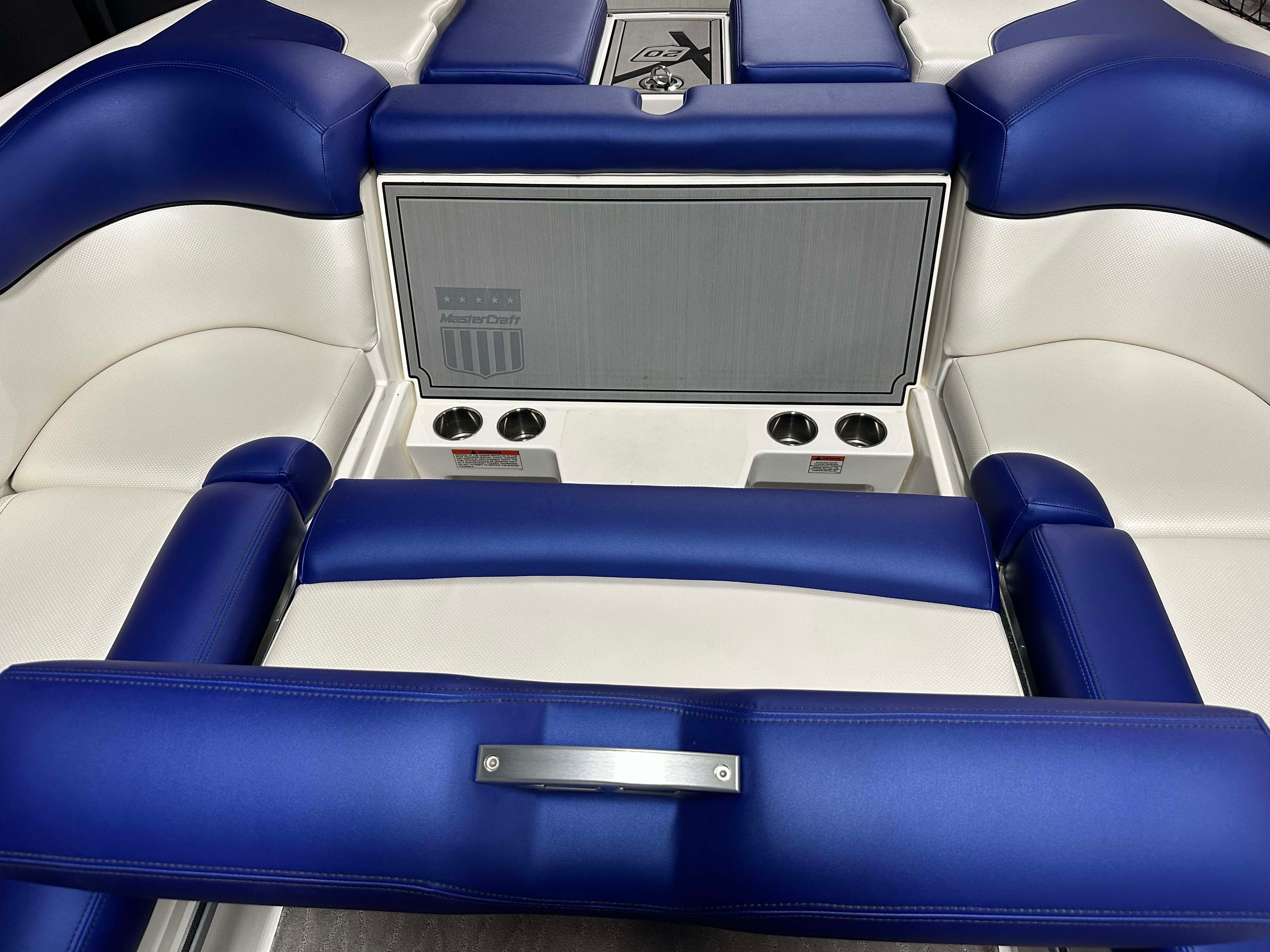 2017 MasterCraft X20 - 34