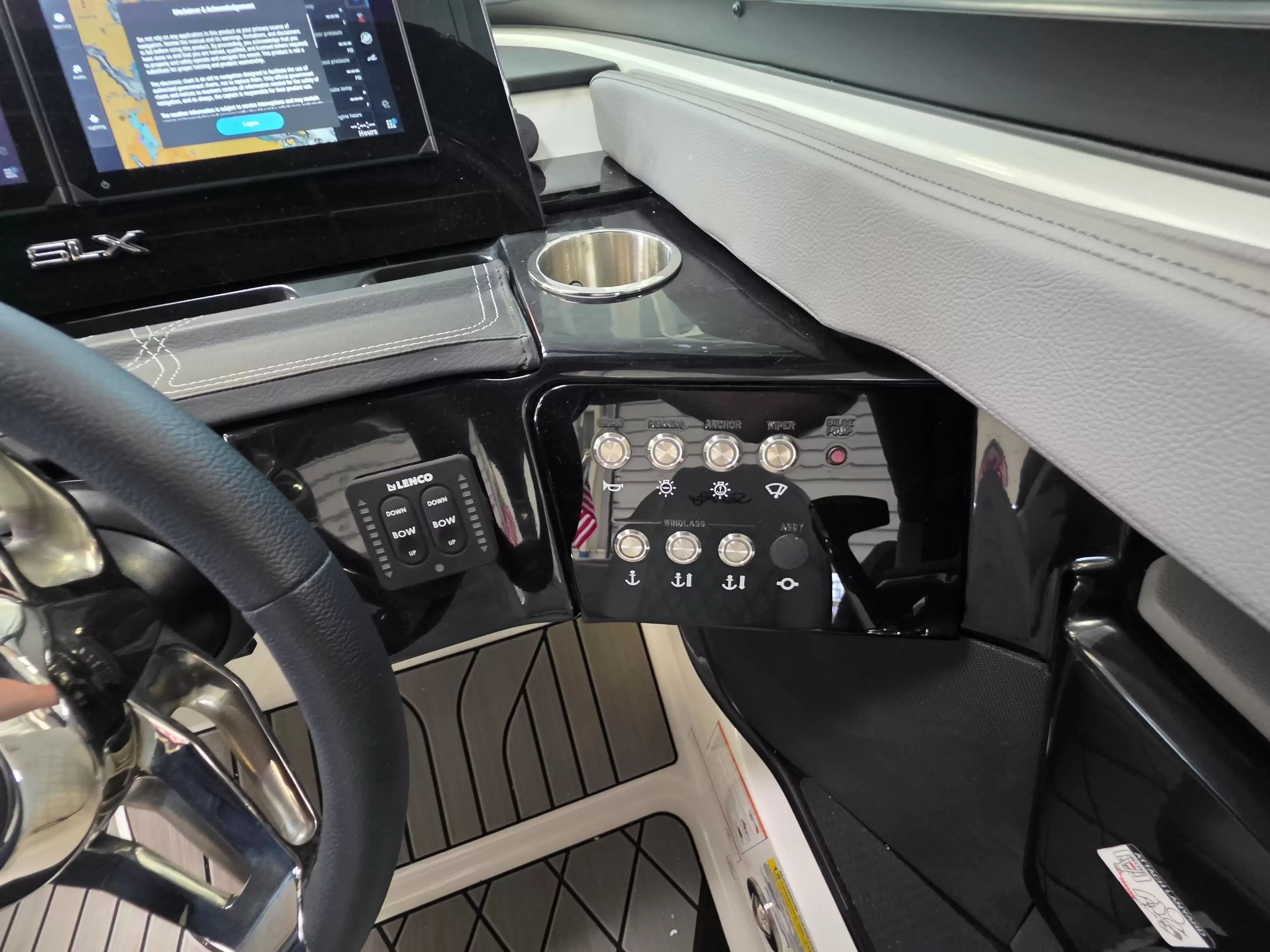 2026 Sea Ray 260SXO - 22