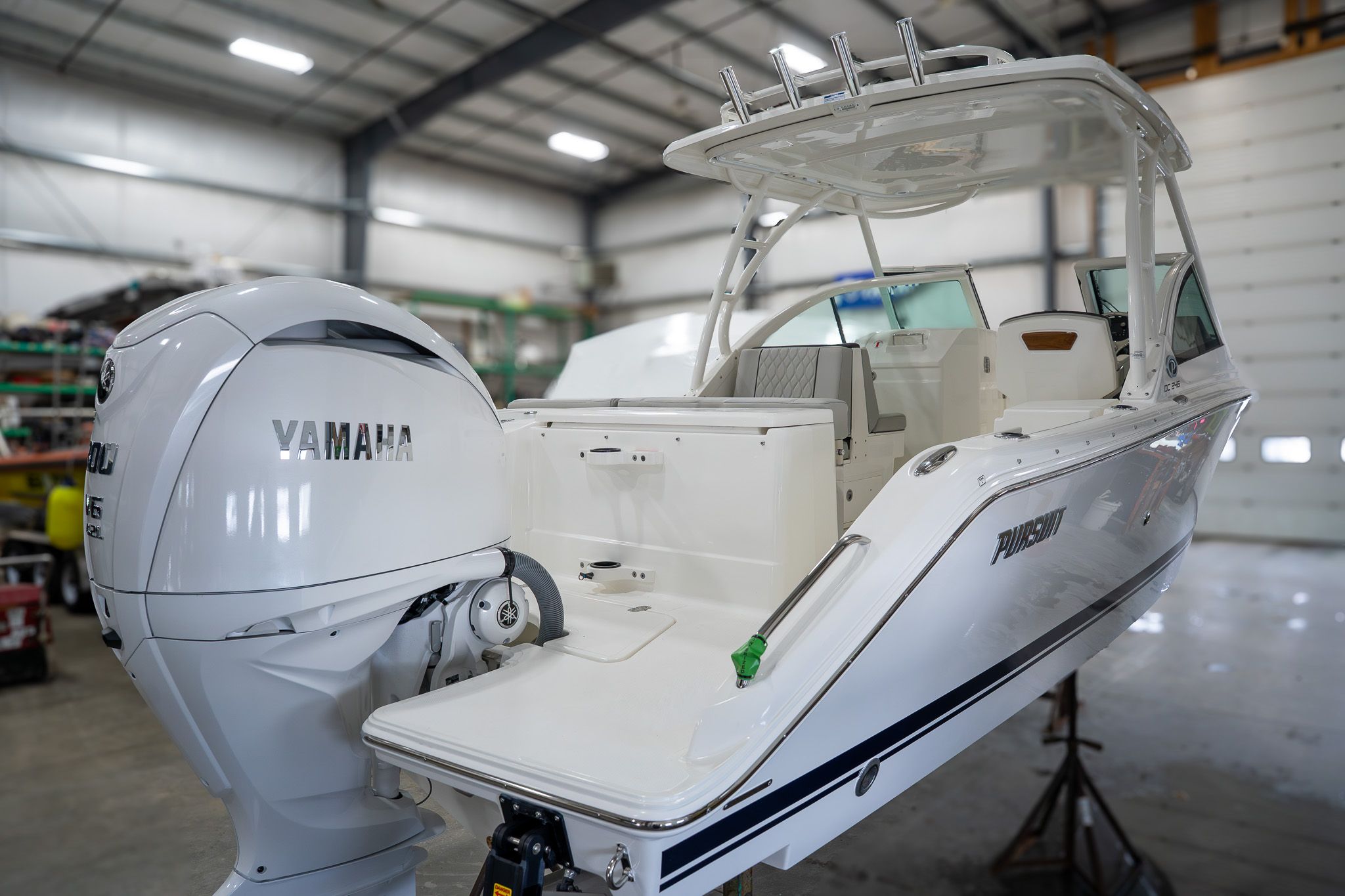 2026 Pursuit DC 246 Dual Console - 7