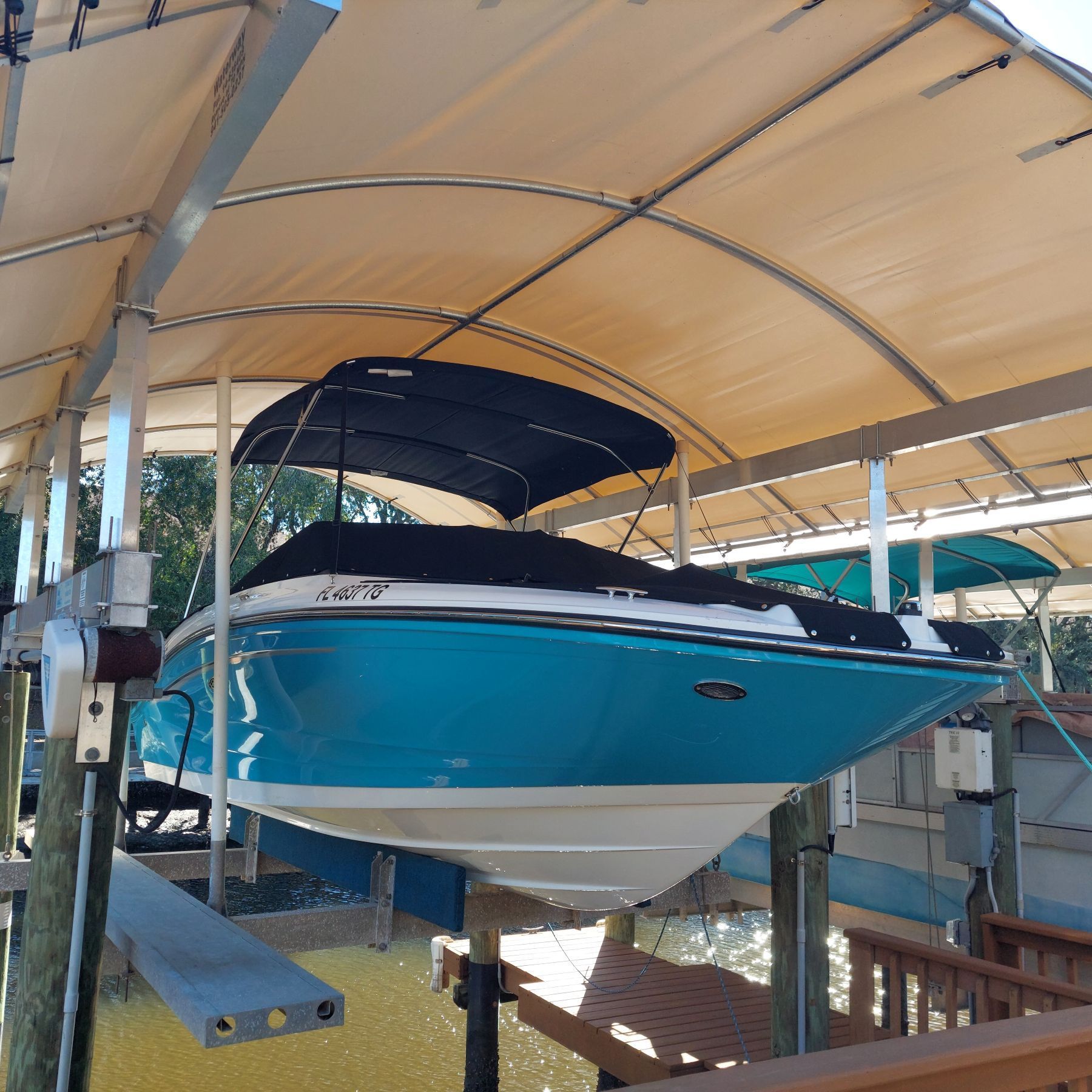 2022 Sea Ray 19 SPX OB