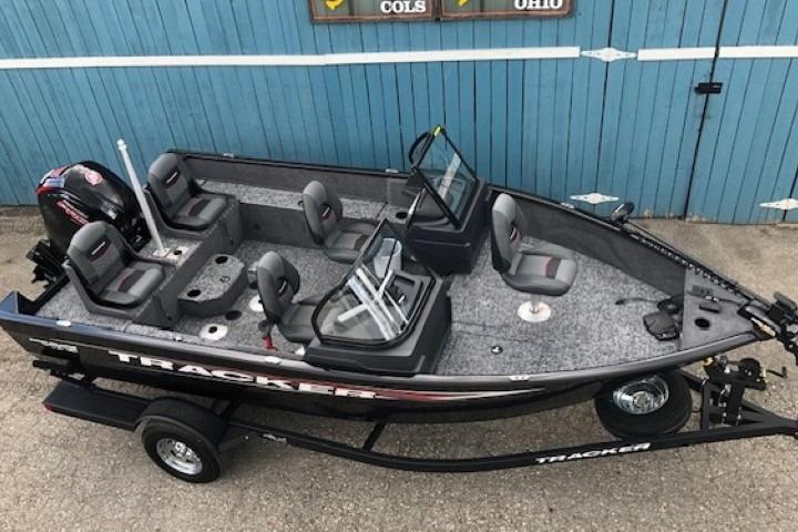2026 Tracker Pro Guide V-175 Combo boat on trailer, featuring spacious seating and modern design.