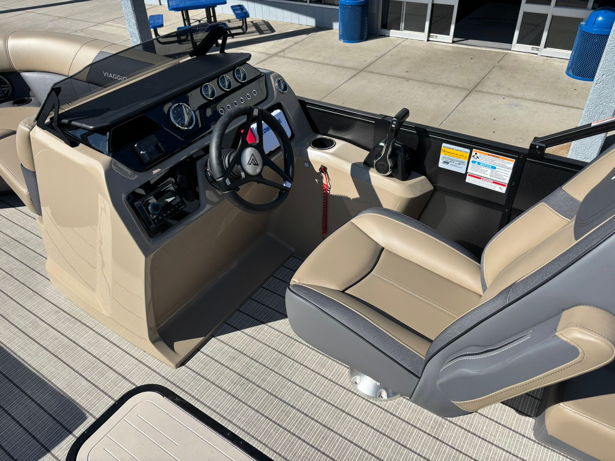 2026 Viaggio V20U - 24