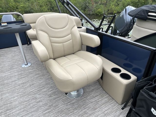 2026 Godfrey Marine Xperience 2086 SBX 25 In. Package - 13