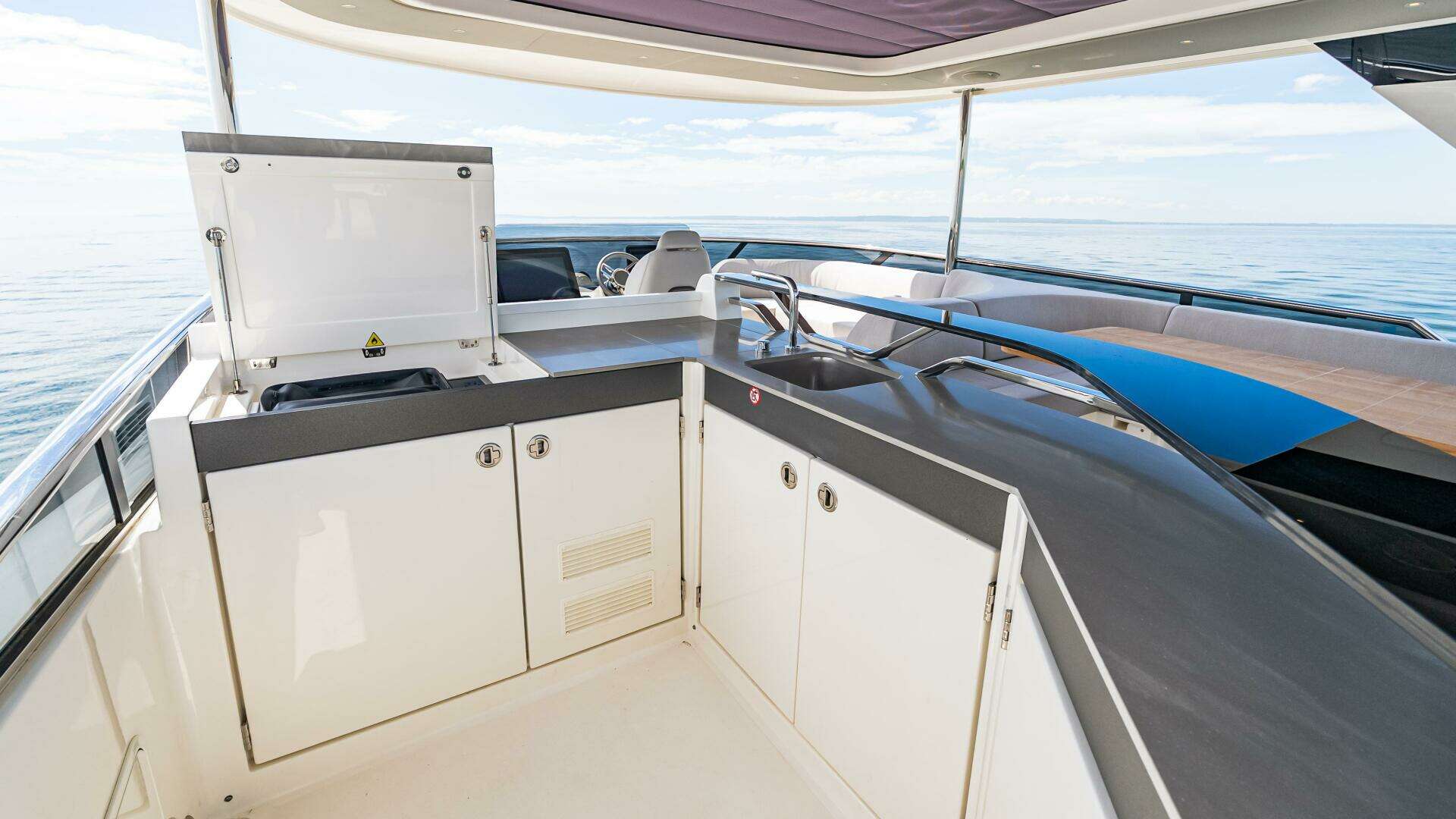 2025 Absolute Navetta 64 - Image 74