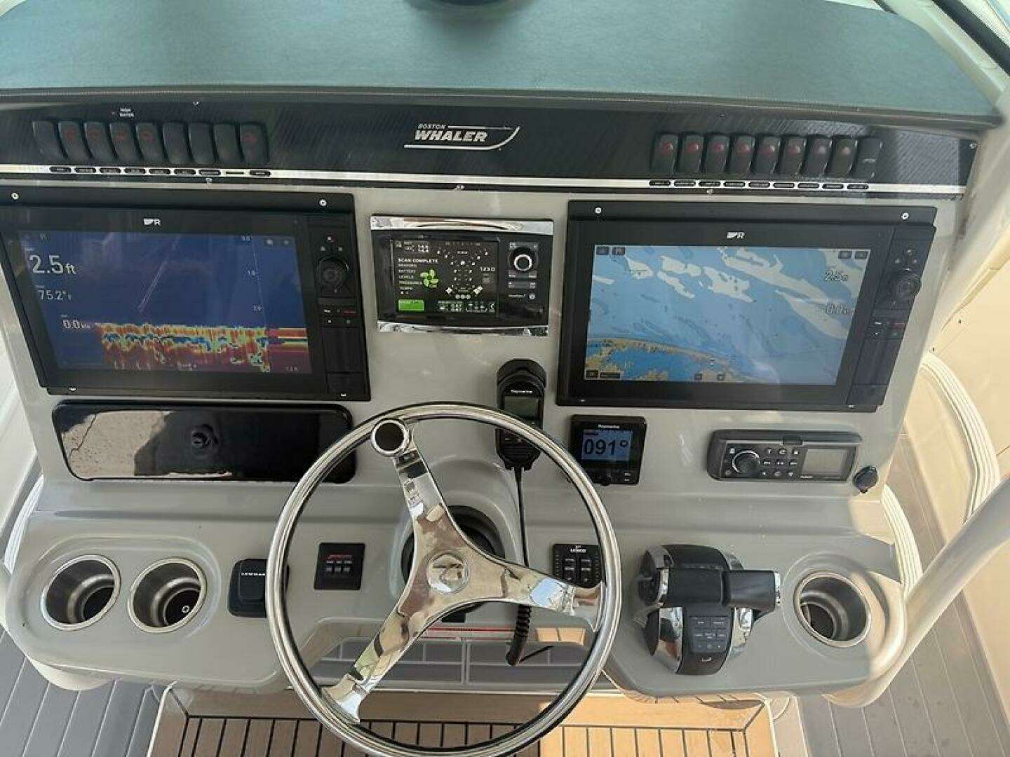 2014 Boston Whaler 350 Outrage - Image 20