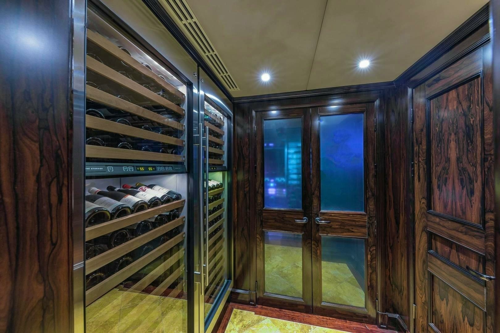 2009 Trinity Yachts Custom - Image 15