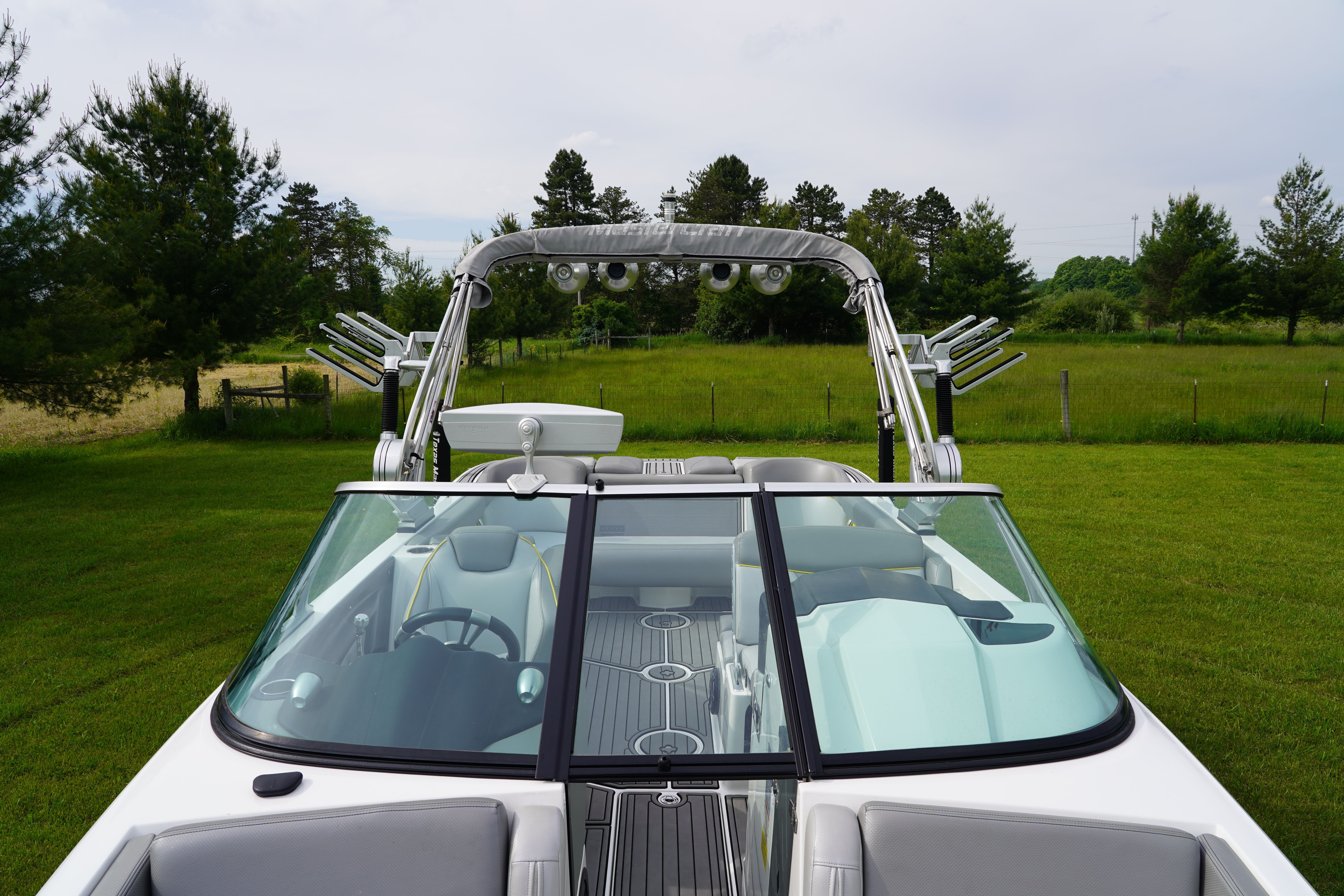 2016 MasterCraft X26 - 13
