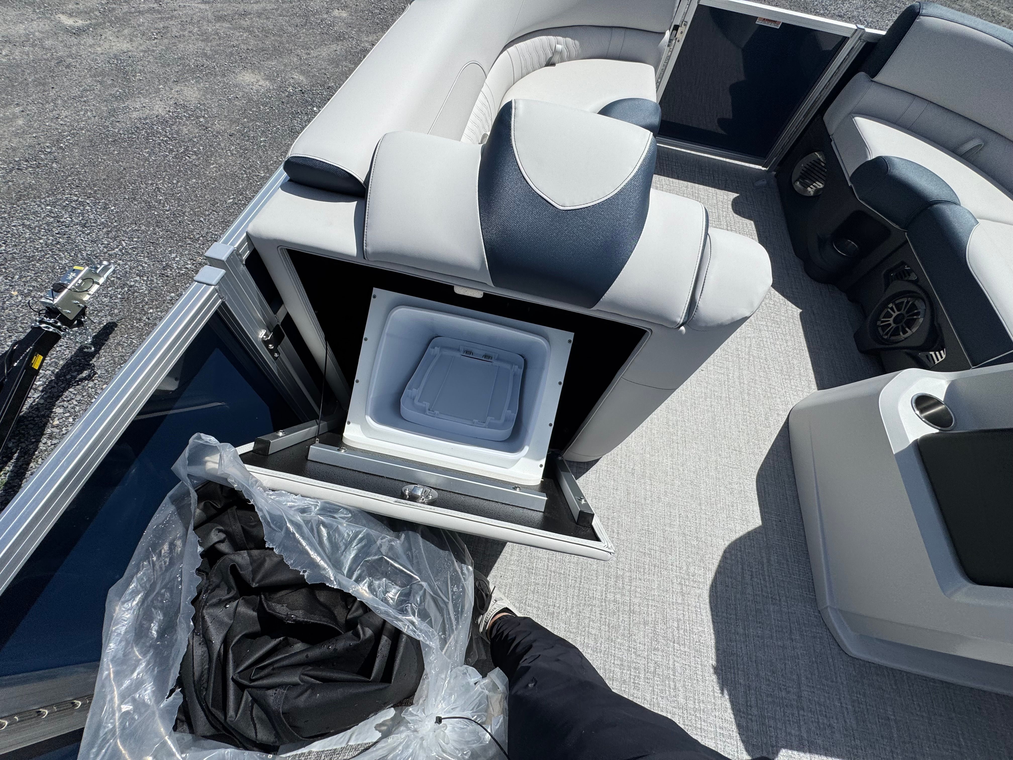 2026 Avalon 23 LSZ QLS - 17