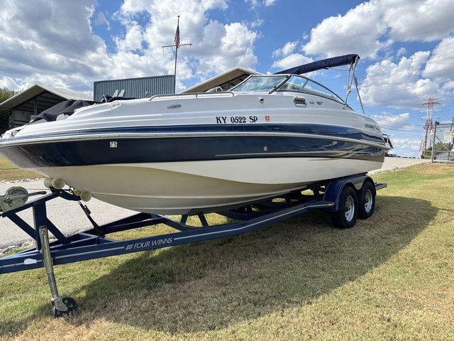 2006 Four Winns 244 Fun Ship
