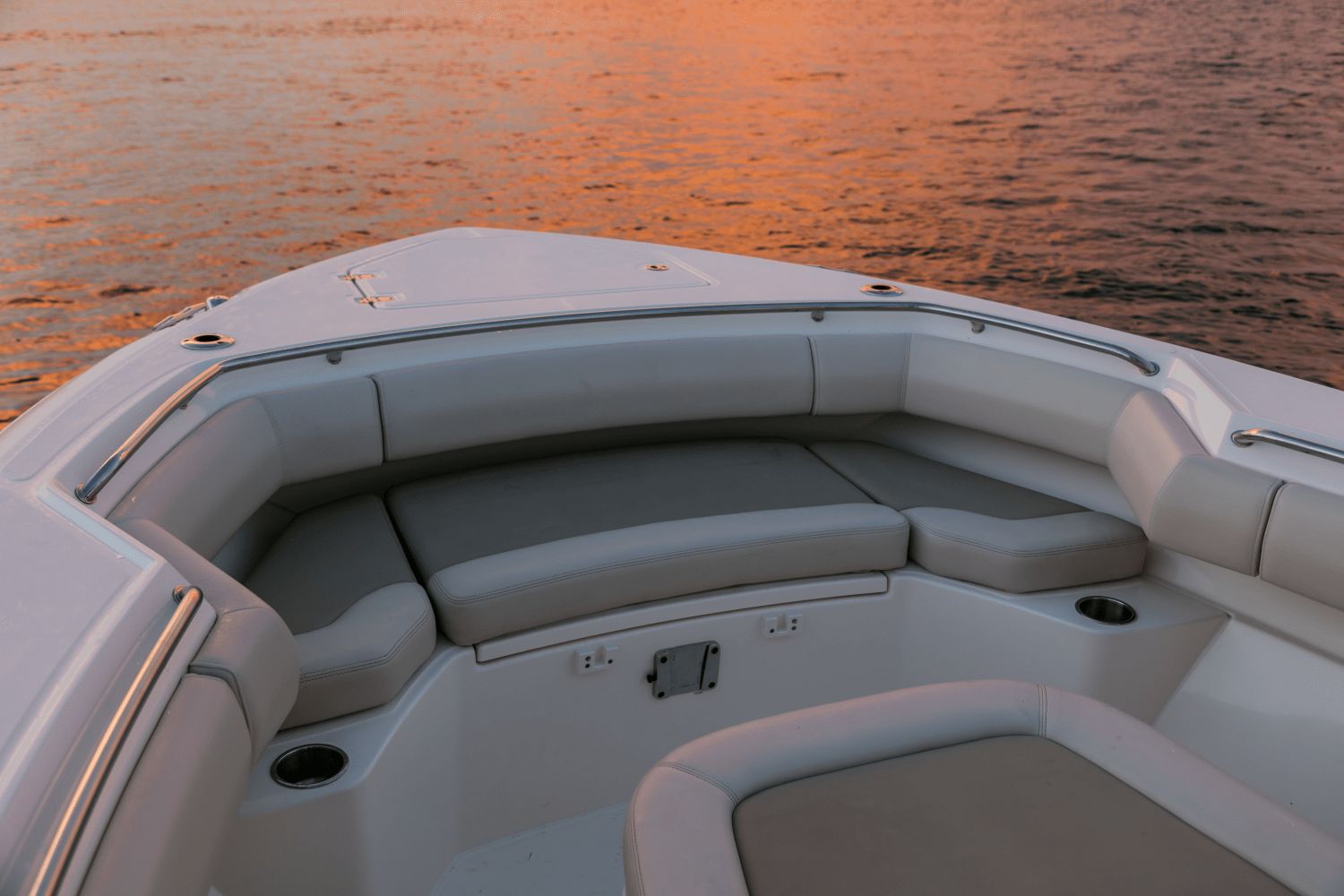 2026 Boston Whaler 280 Outrage - 154