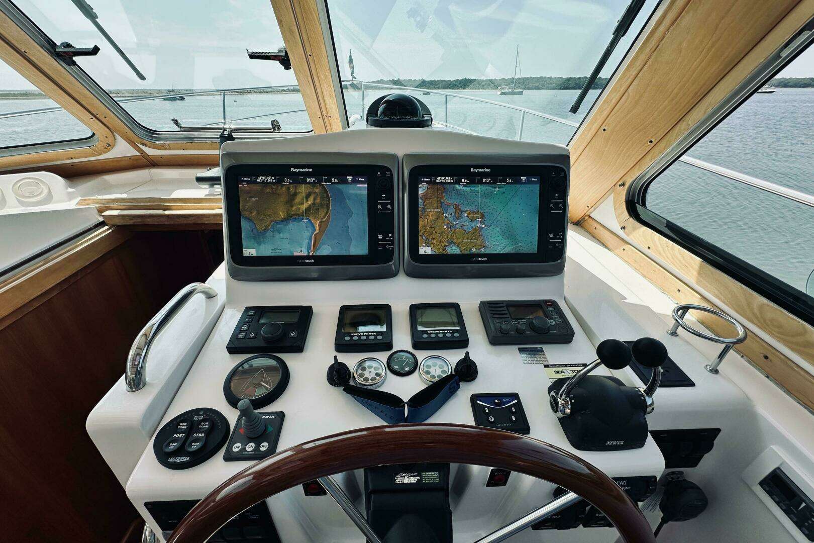 2007 Sabre 34 Express - Image 30