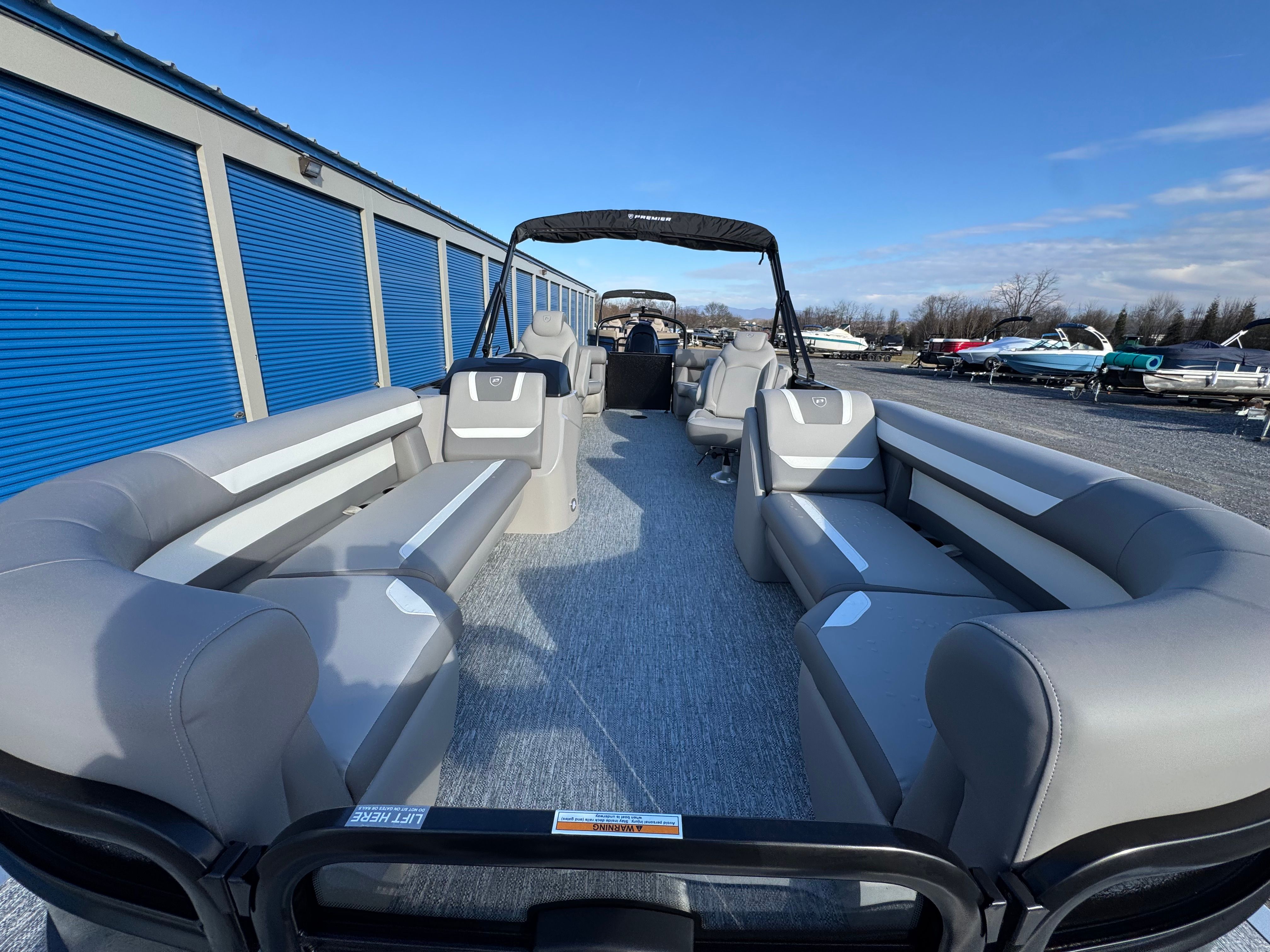 2026 Premier 220 Sunscape RF - 11