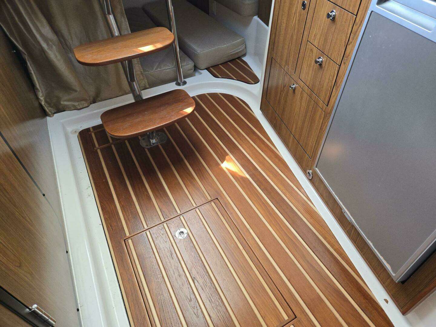 2013 Pursuit 345 Offshore - Image 22