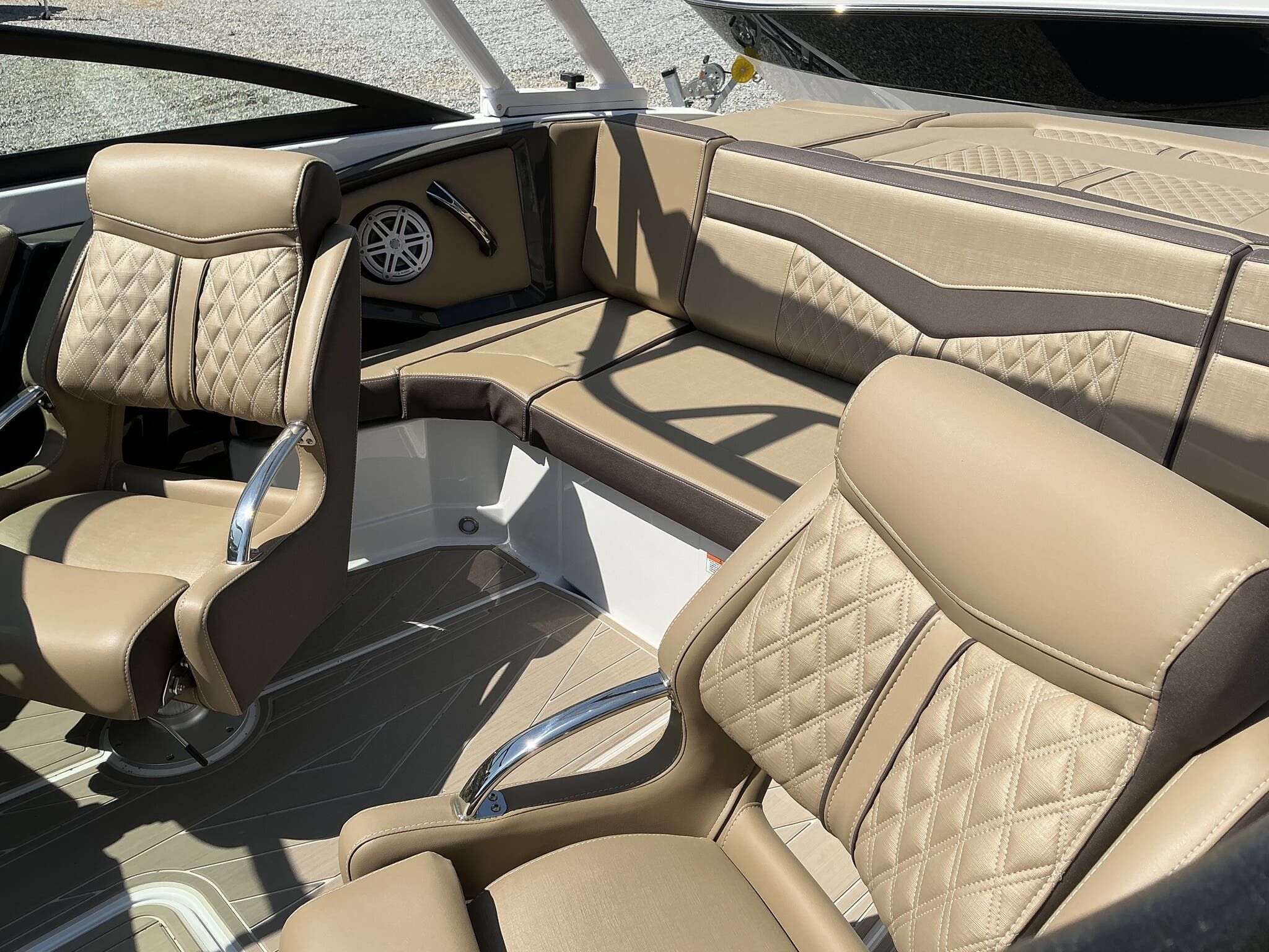 2025 Monterey 218SS Super Sport - 16